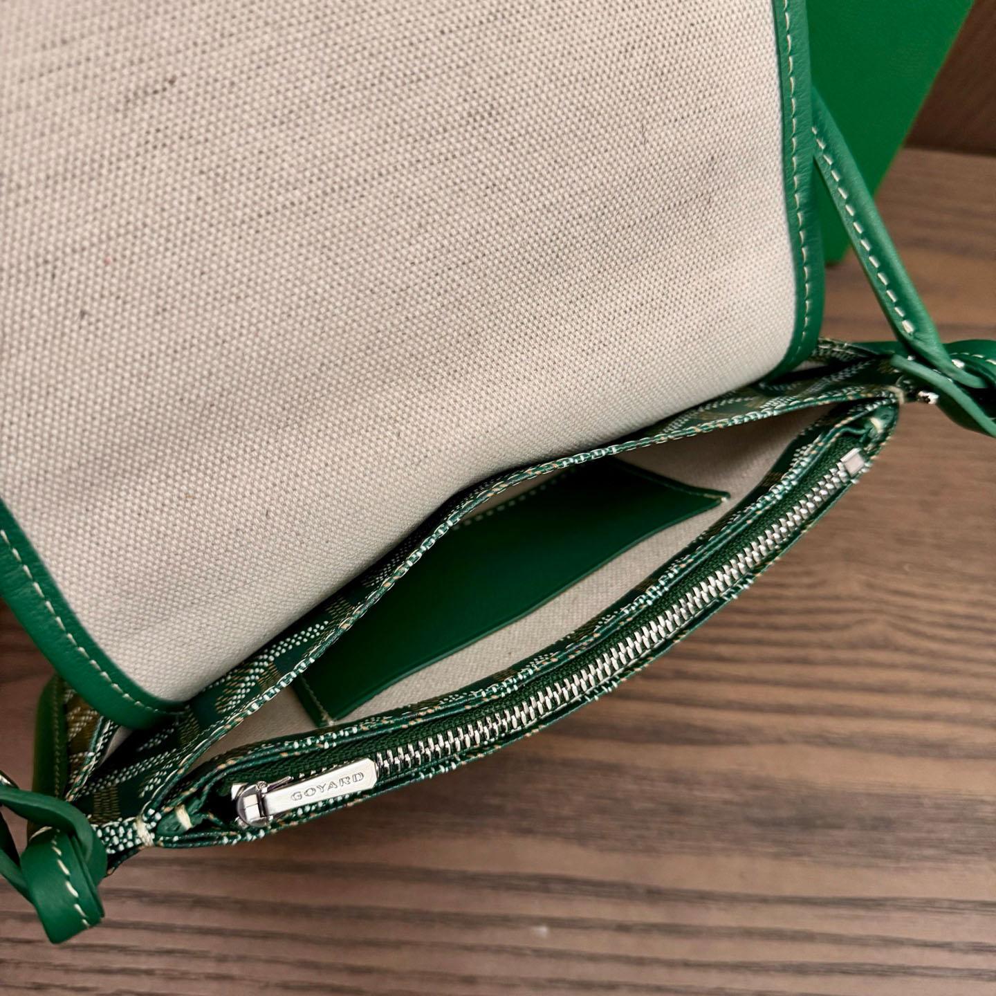 Goyard Plumet Pocket Wallet - FashionPlug