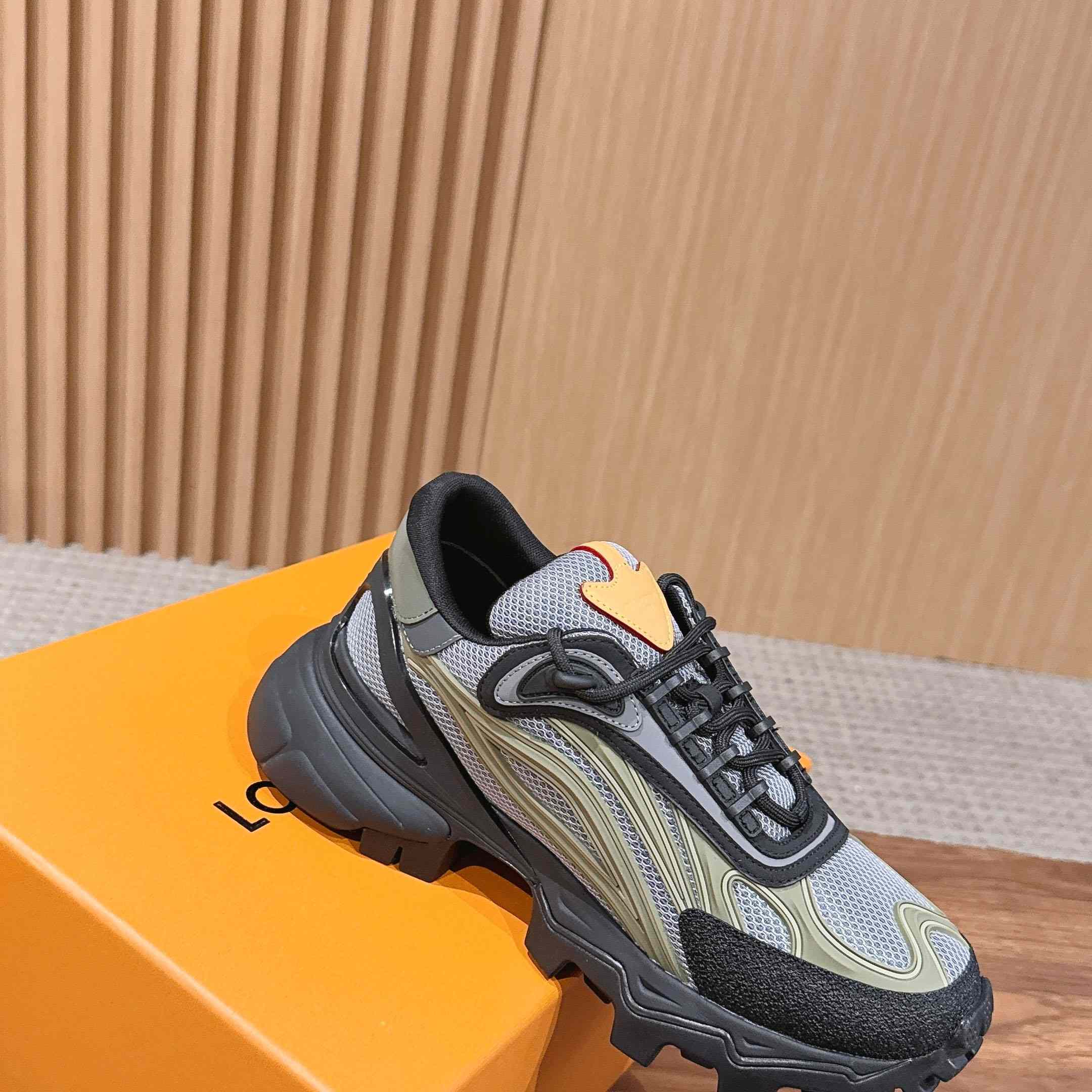 Louis Vuitton Summit Sneaker 1AJAFU - FashionPlug