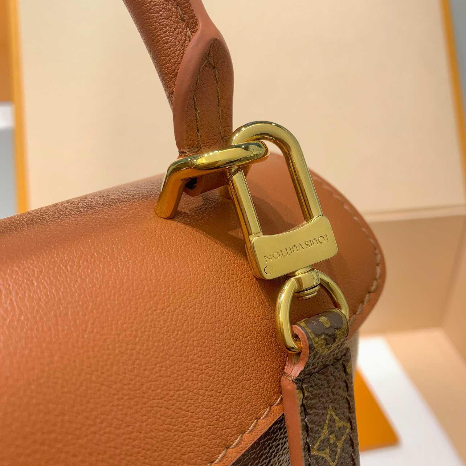 Louis Vuitton Madeleine BB M28288 - FashionPlug
