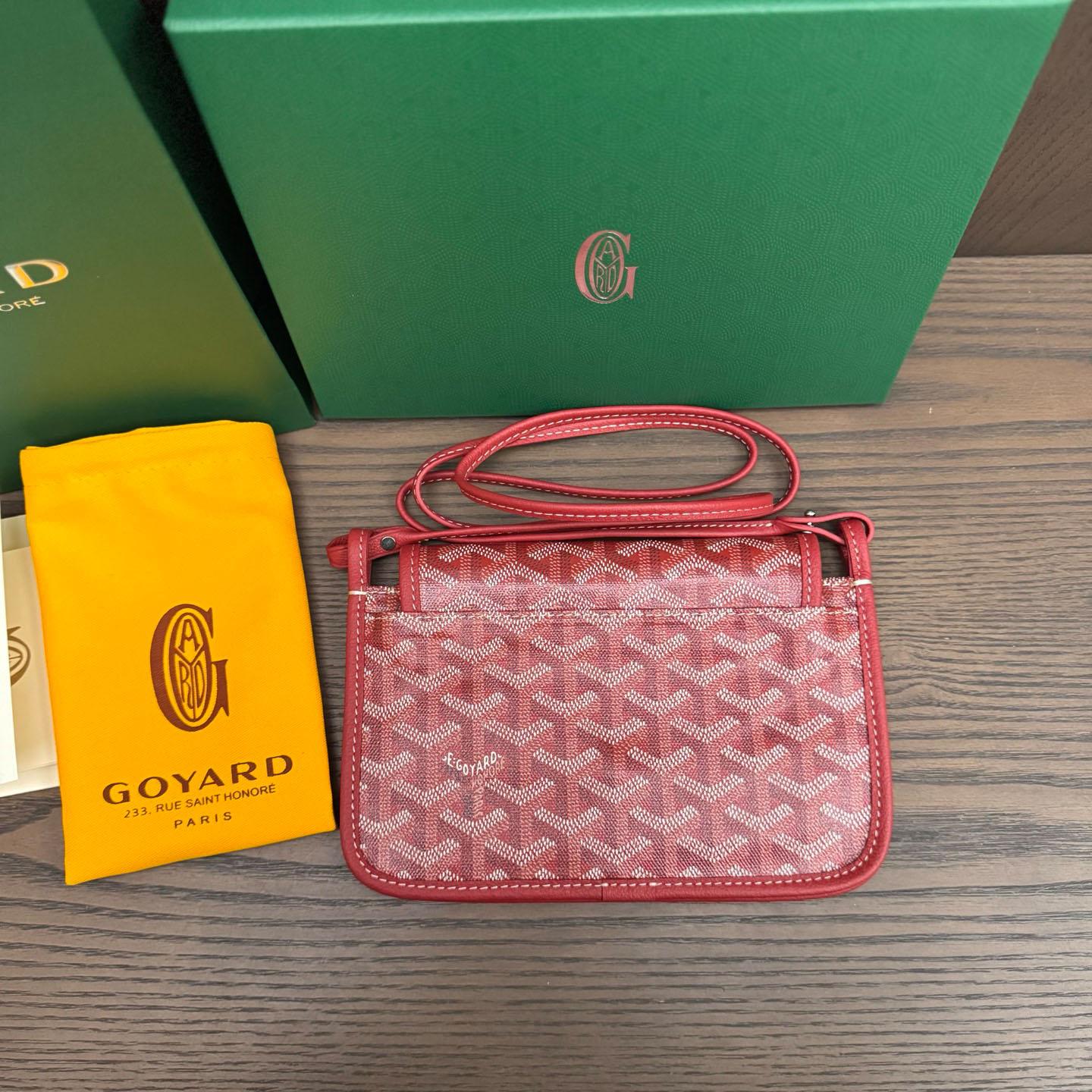 Goyard Plumet Pocket Wallet - FashionPlug