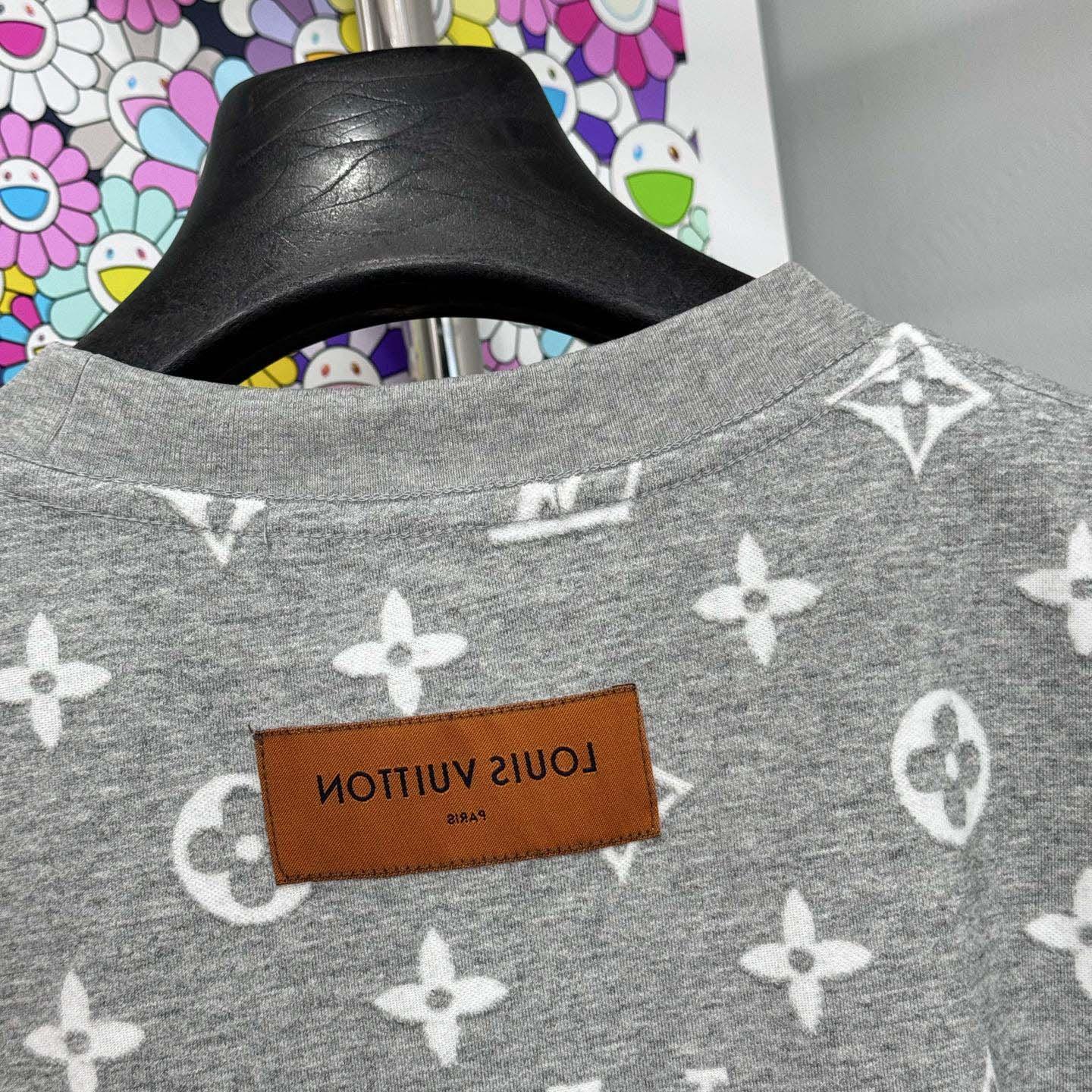 Louis Vuitton Monogram Short-Sleeved Crewneck - FashionPlug