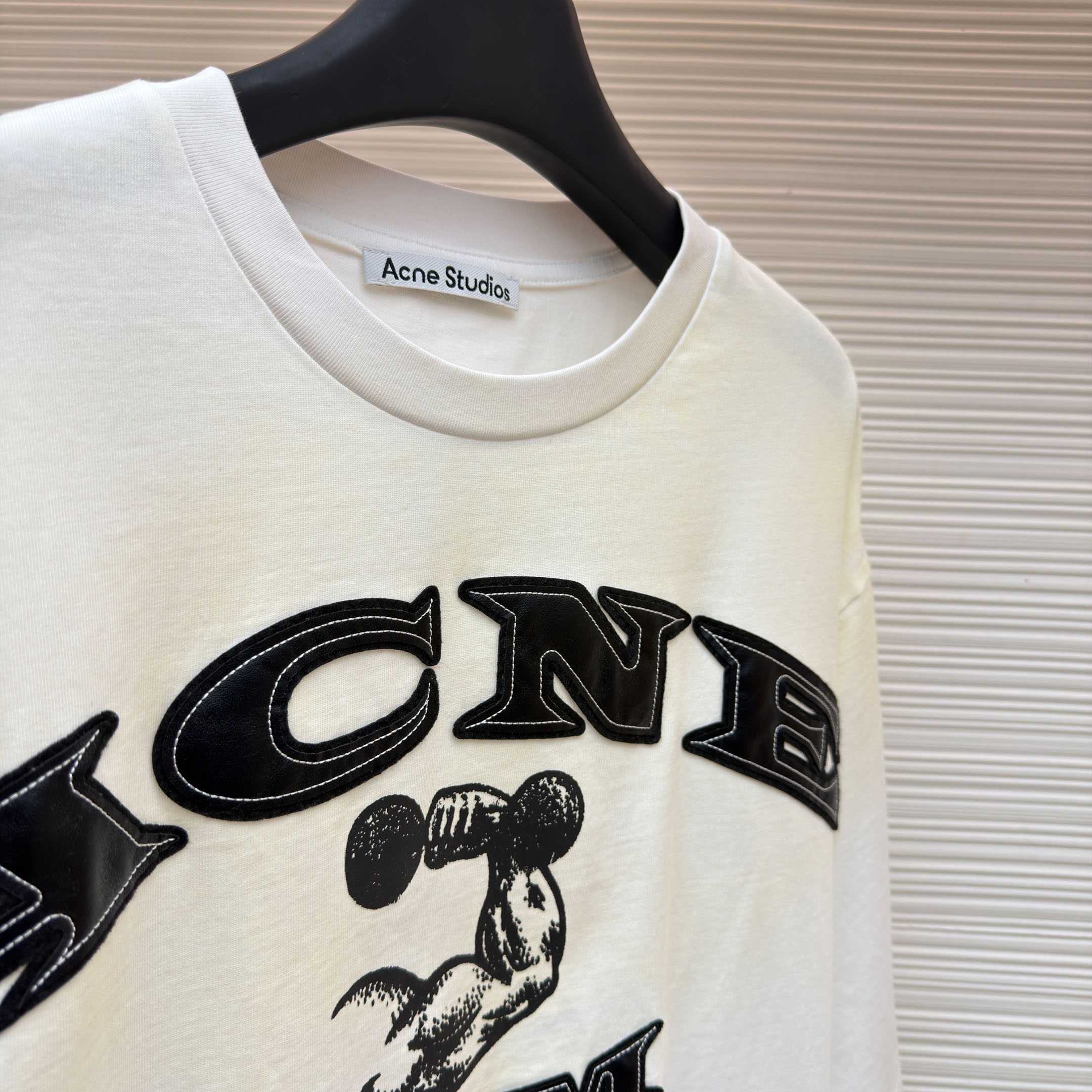 Acne Studios GYM LOGO T-SHIRT  - FashionPlug