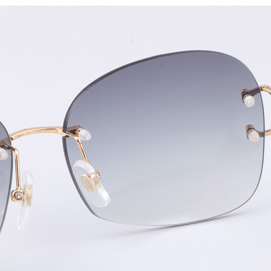 Cartier CT 4193829 Sunglasses Gold Gradient Gray - FashionPlug