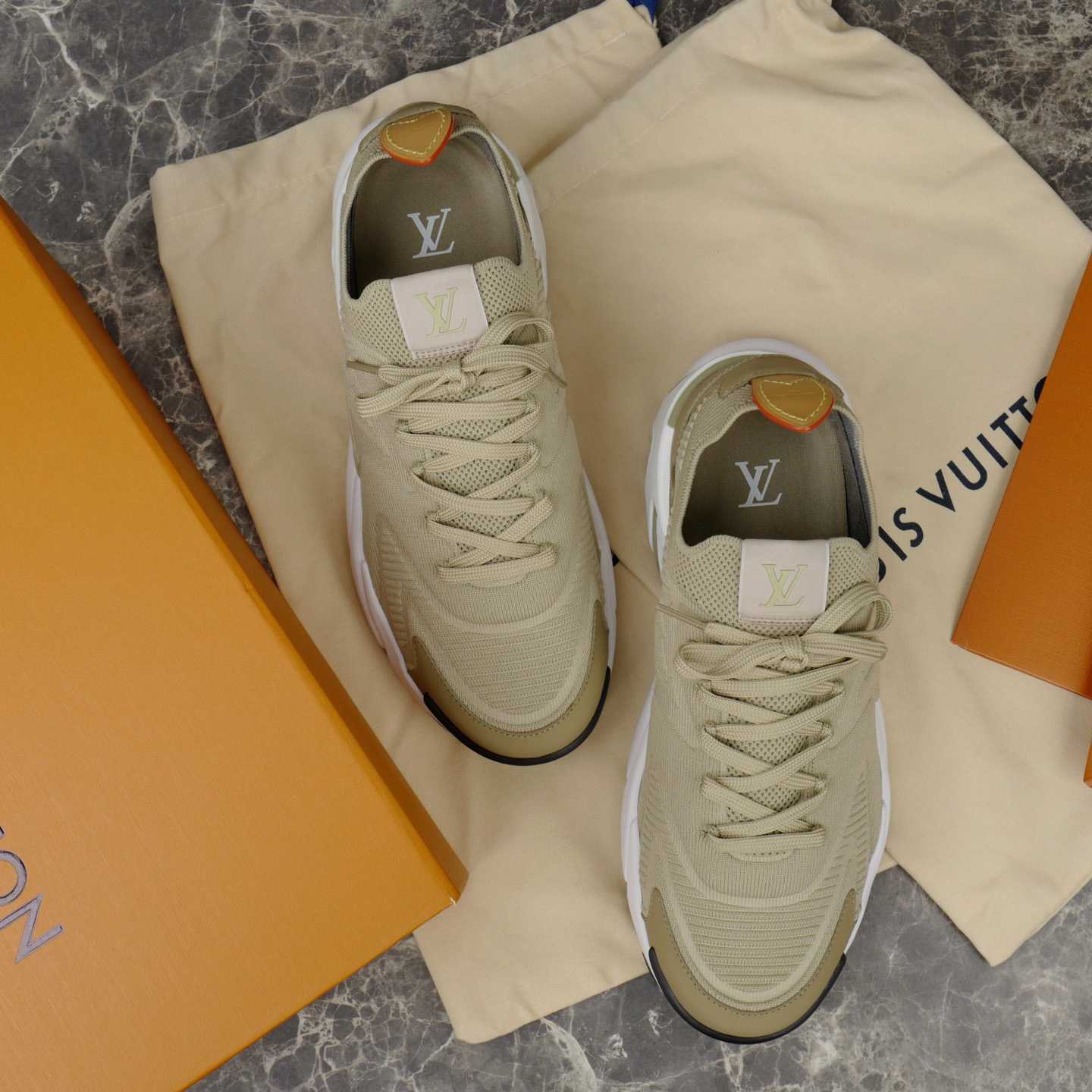 Louis Vuitton LV Runner Tatic Sneaker 1AIWVE - FashionPlug