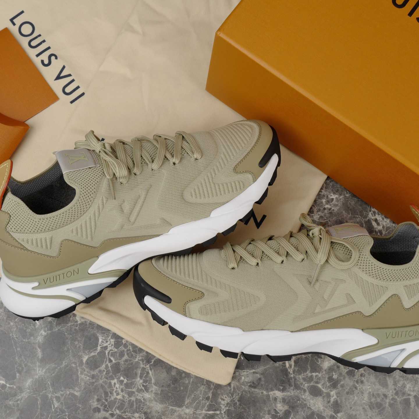 Louis Vuitton LV Runner Tatic Sneaker 1AIWVE - FashionPlug