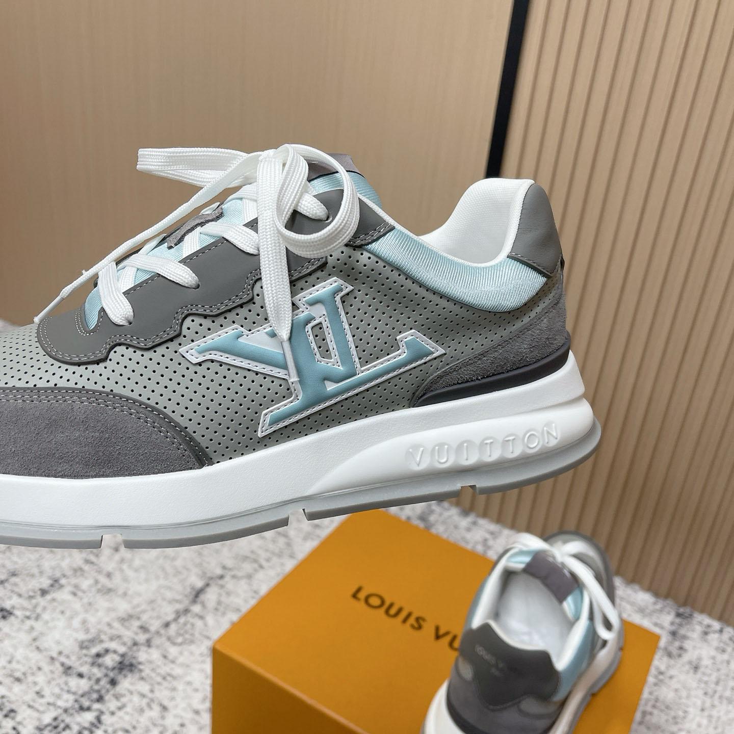 Louis Vuitton LV Classic Sneaker 1AIOGC - FashionPlug