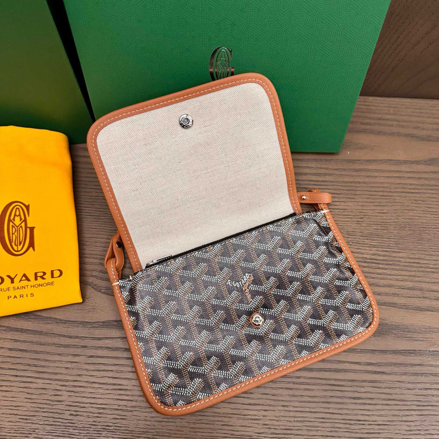 Goyard Plumet Pocket Wallet - FashionPlug