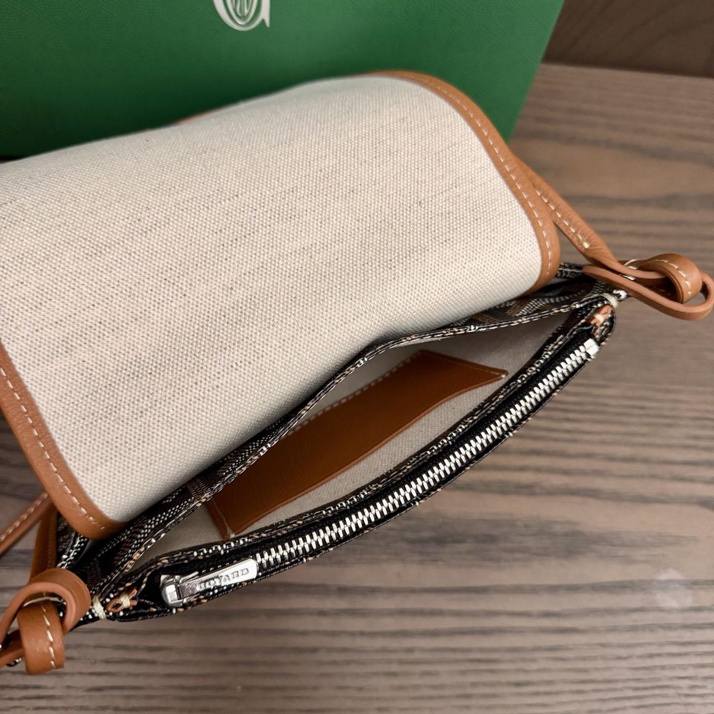 Goyard Plumet Pocket Wallet - FashionPlug