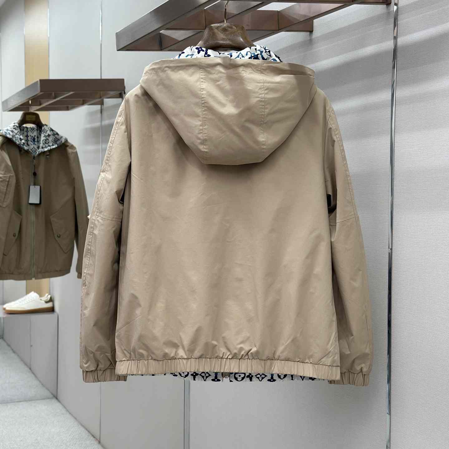 Louis Vuitton Reversible Windbreaker   1AJUW1 - FashionPlug