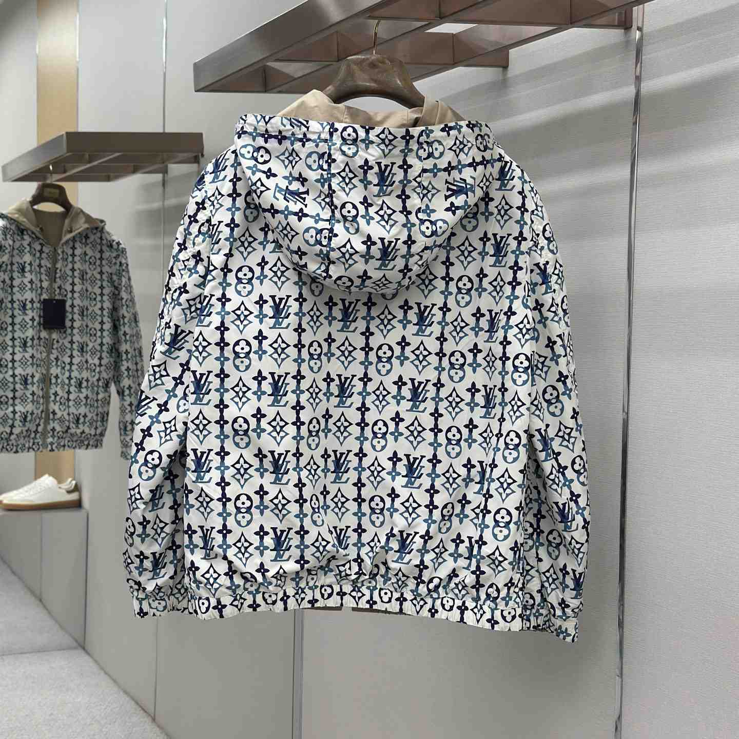 Louis Vuitton Reversible Windbreaker   1AJUW1 - FashionPlug