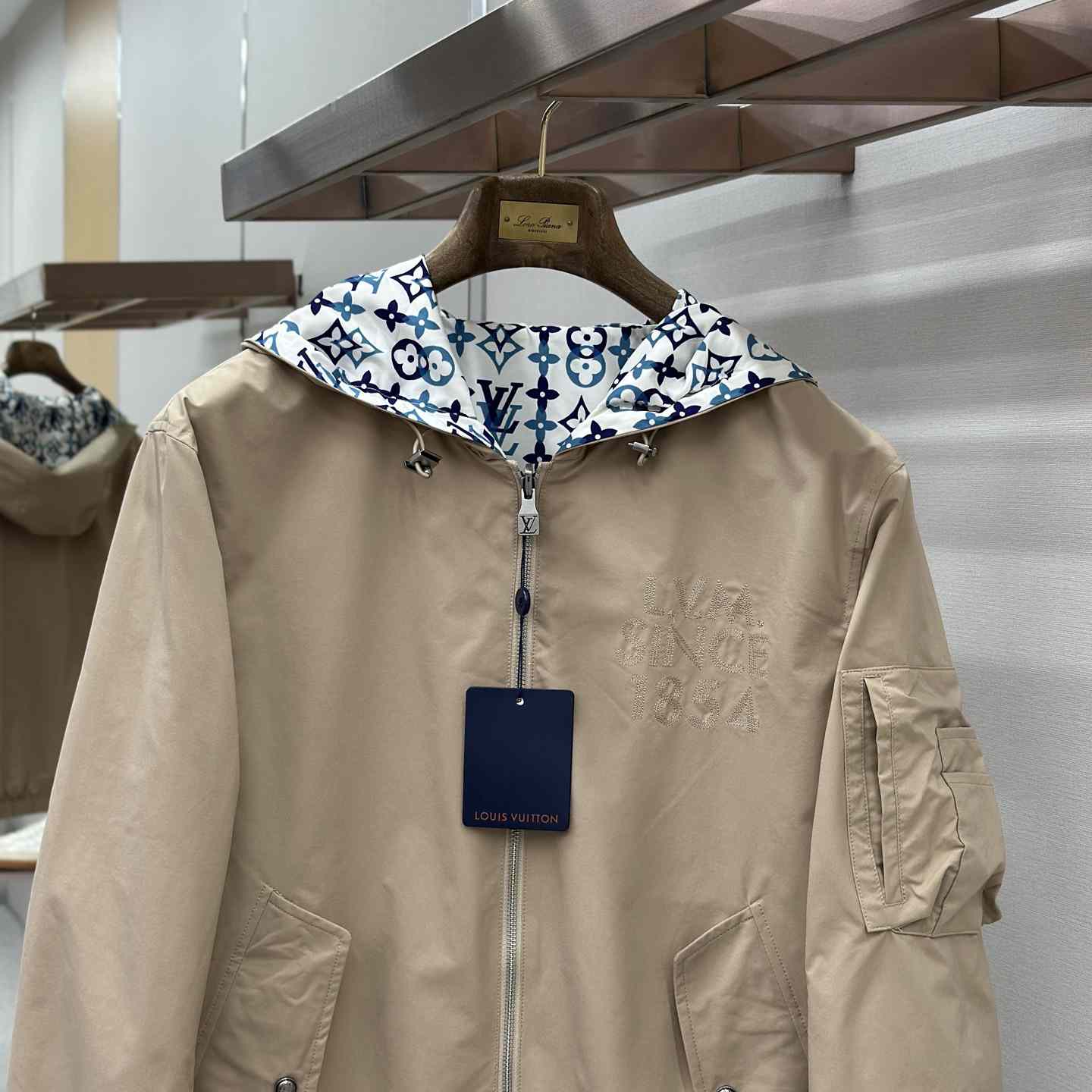 Louis Vuitton Reversible Windbreaker   1AJUW1 - FashionPlug