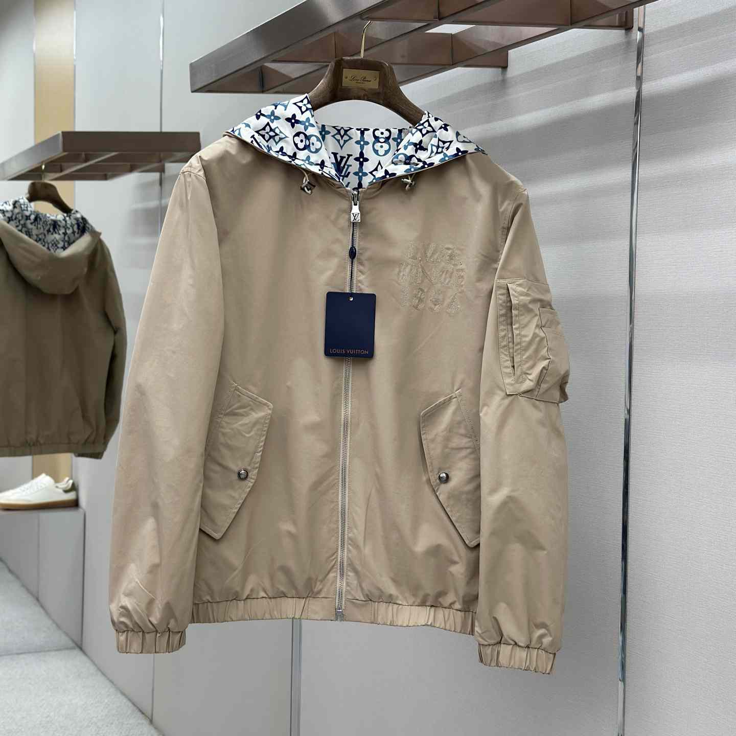 Louis Vuitton Reversible Windbreaker   1AJUW1 - FashionPlug