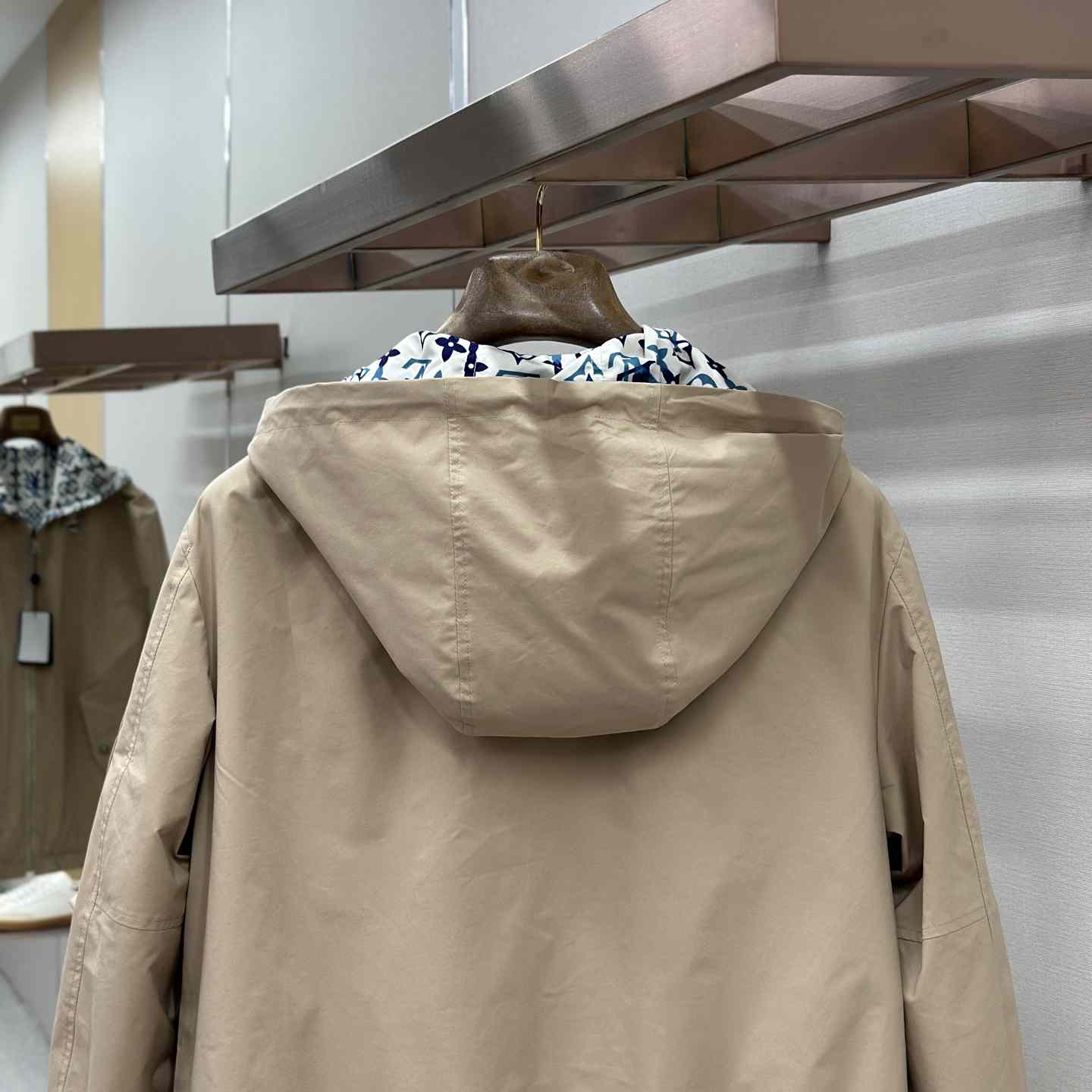 Louis Vuitton Reversible Windbreaker   1AJUW1 - FashionPlug