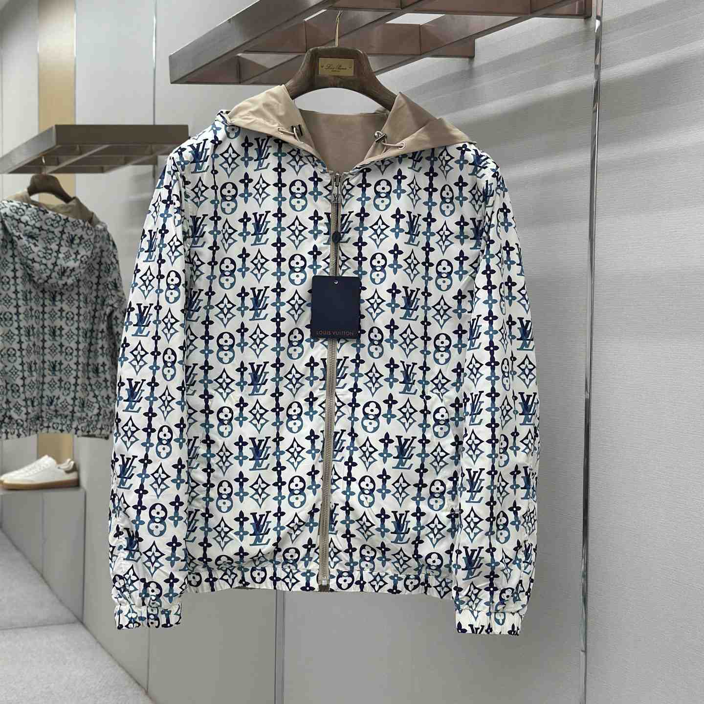 Louis Vuitton Reversible Windbreaker   1AJUW1 - FashionPlug