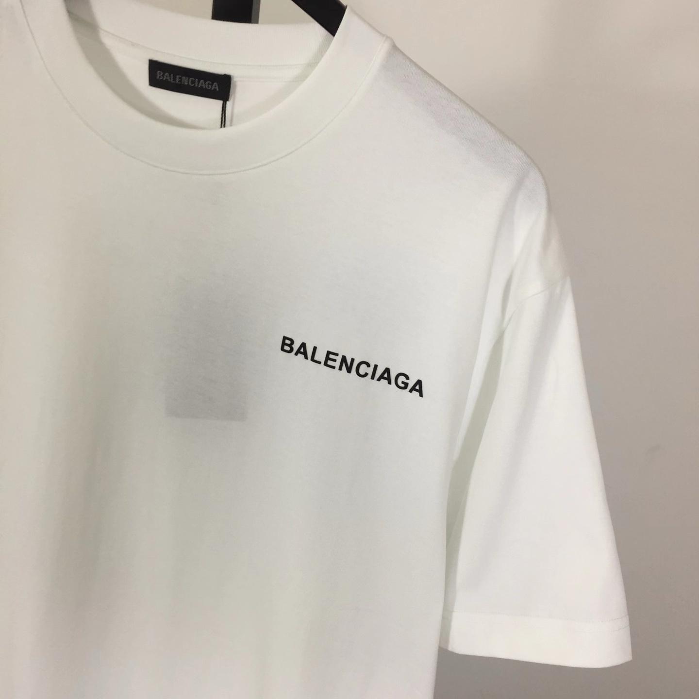 Balenciaga  T-shirt Medium Fit  - FashionPlug