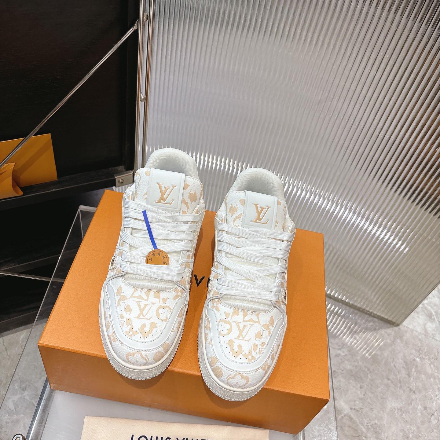 Louis Vuitton LV Trainer Sneaker   1AJJVN - FashionPlug