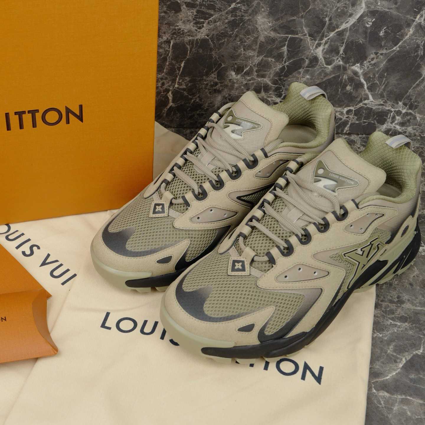 Louis Vuitton LV Runner Tatic Sneaker 1AJAP4 - FashionPlug