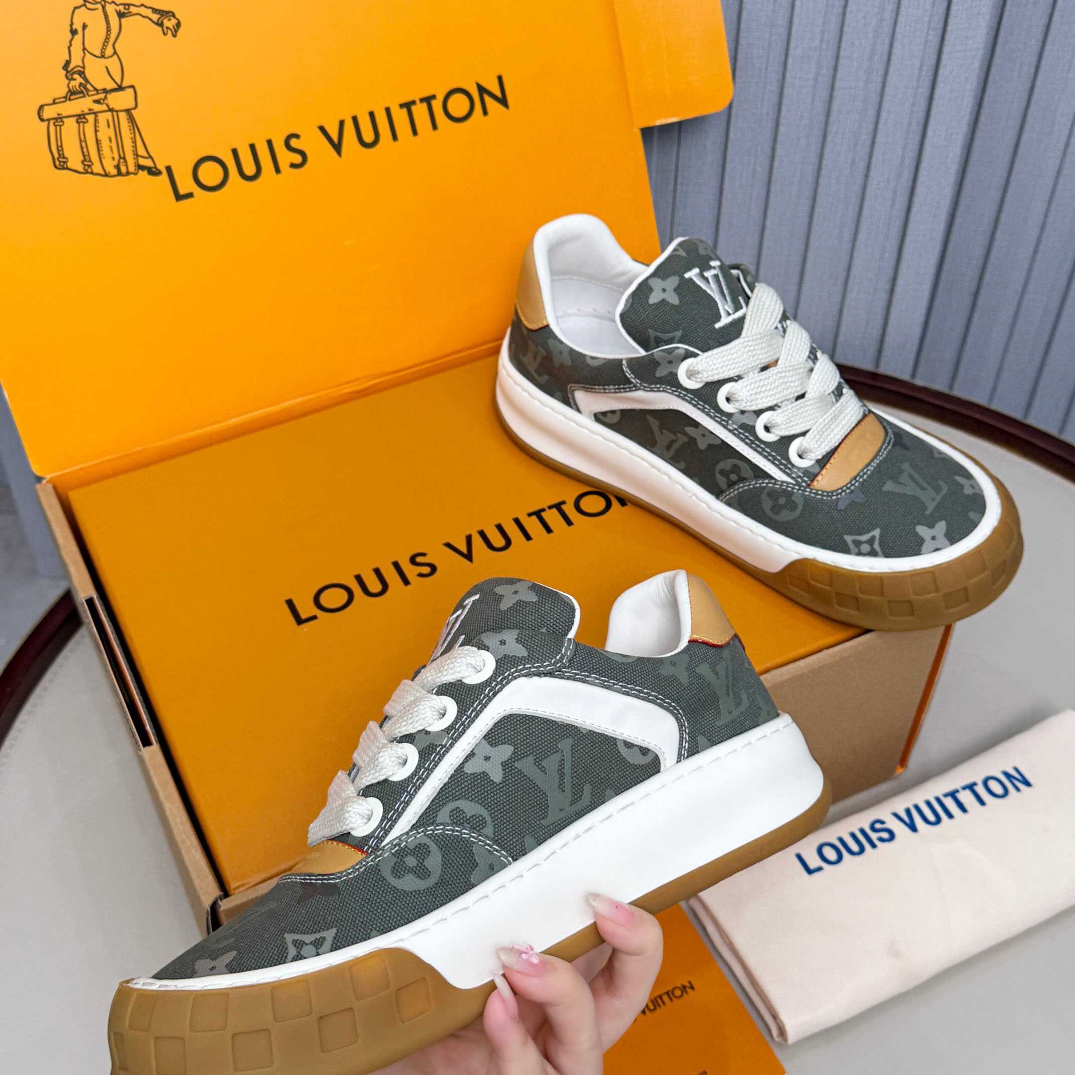 Louis Vuitton LV Tilted Sneaker 1AJAMF - FashionPlug