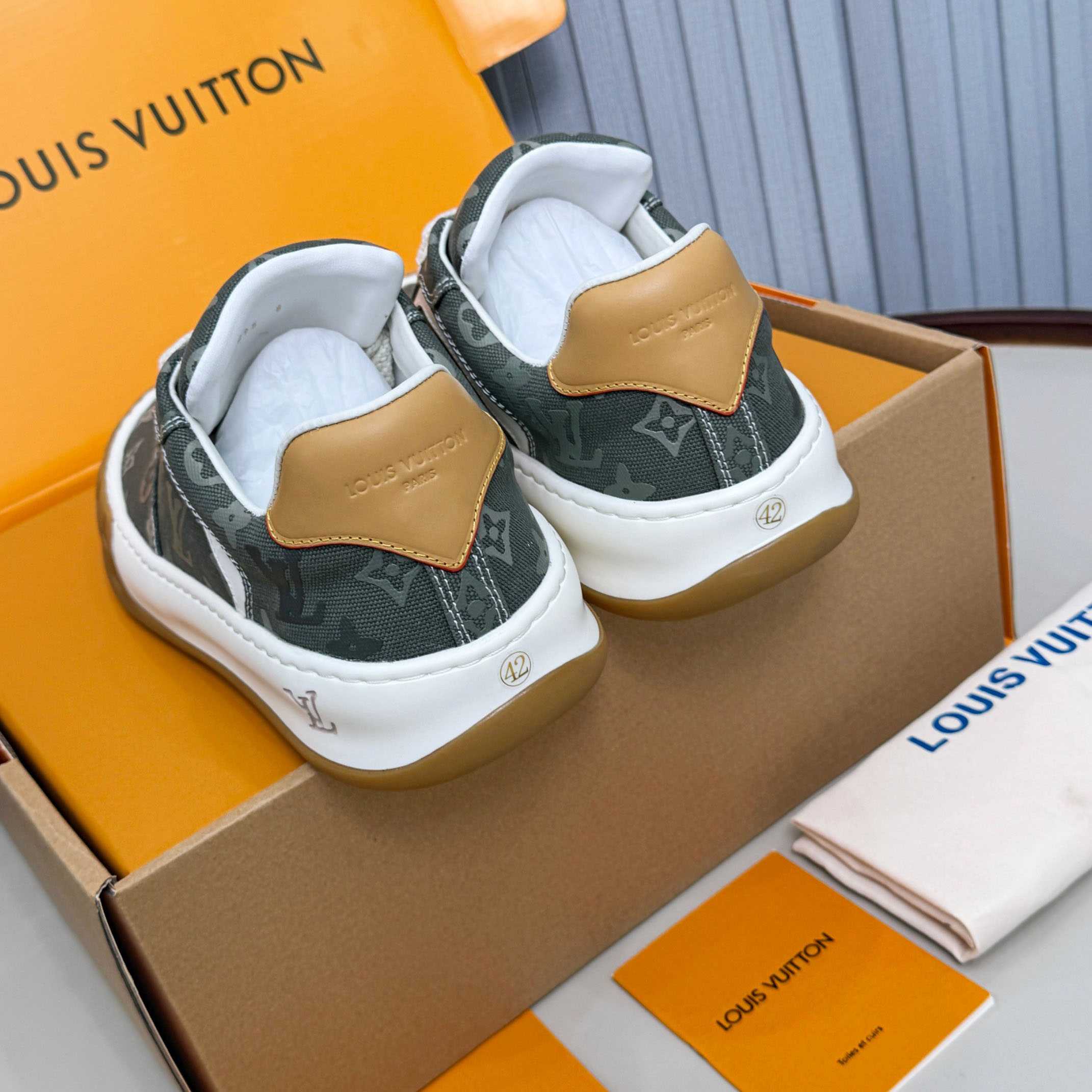 Louis Vuitton LV Tilted Sneaker 1AJAMF - FashionPlug