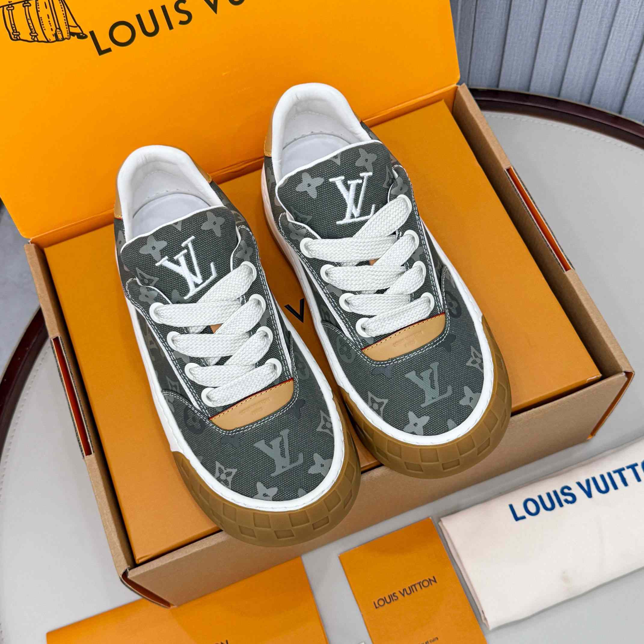 Louis Vuitton LV Tilted Sneaker 1AJAMF - FashionPlug