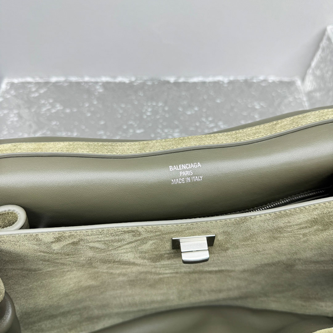 Balenciaga  Rodeo Handbag Medium In Khaki - FashionPlug