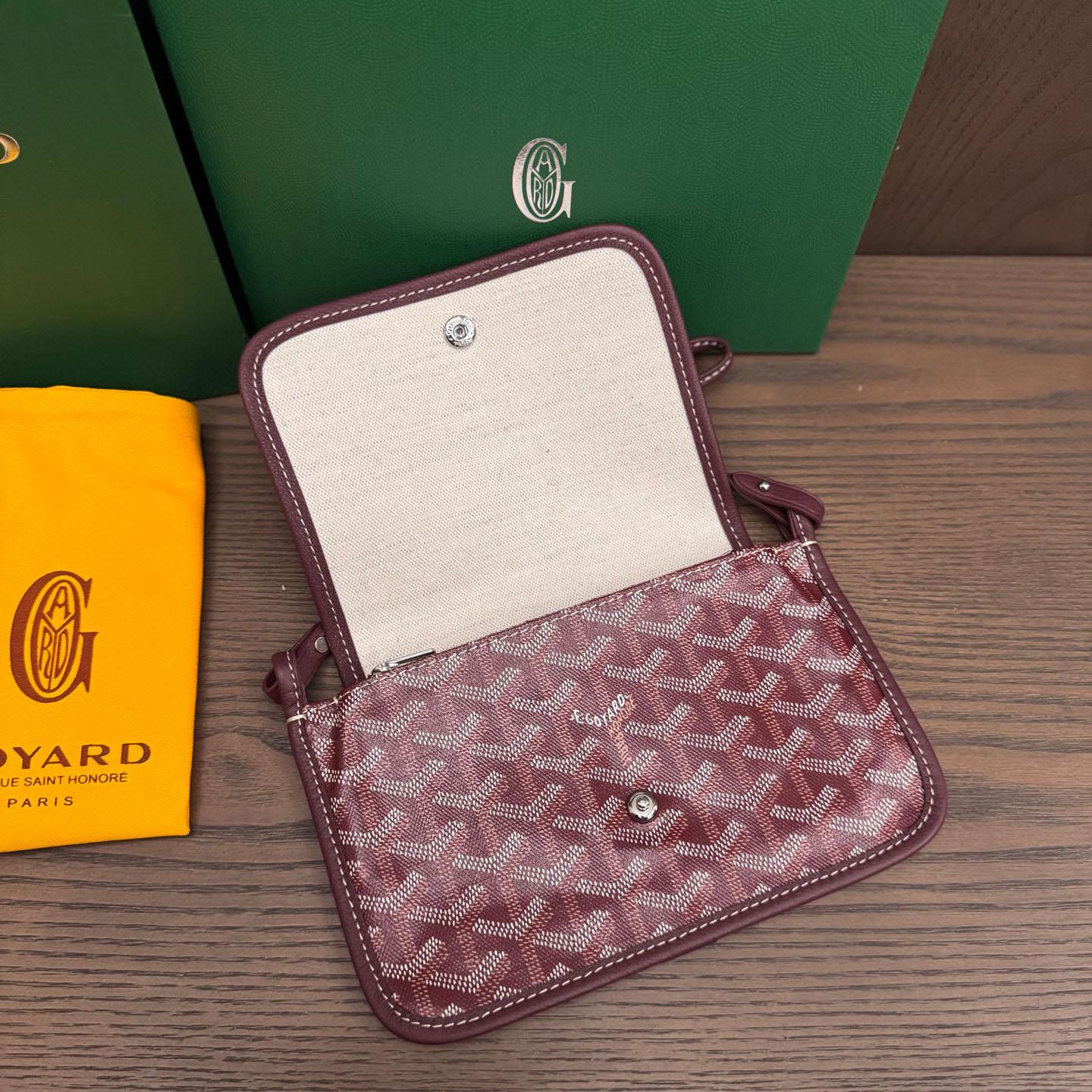 Goyard Plumet Pocket Wallet - FashionPlug