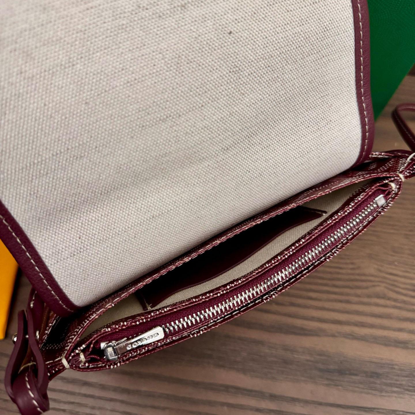 Goyard Plumet Pocket Wallet - FashionPlug