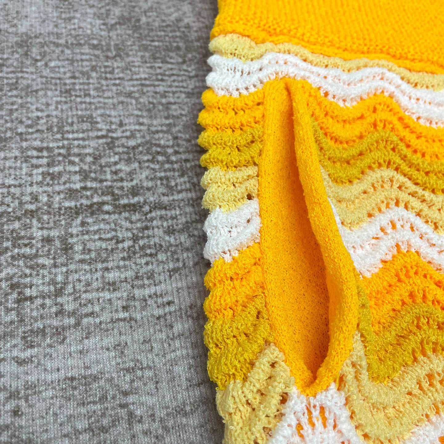 Casablanca Clamshell Knit Shorts D0010 - FashionPlug