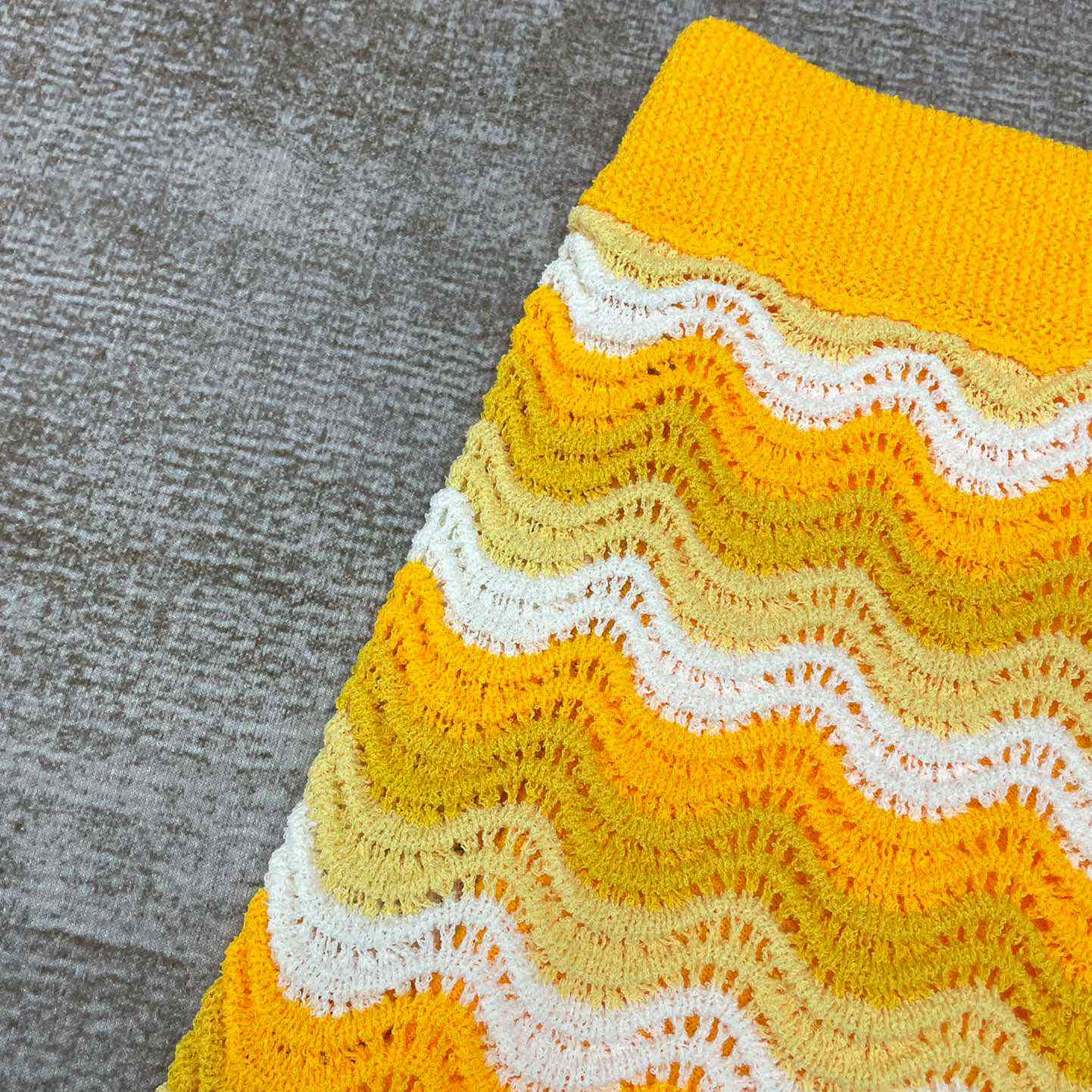 Casablanca Clamshell Knit Shorts D0010 - FashionPlug