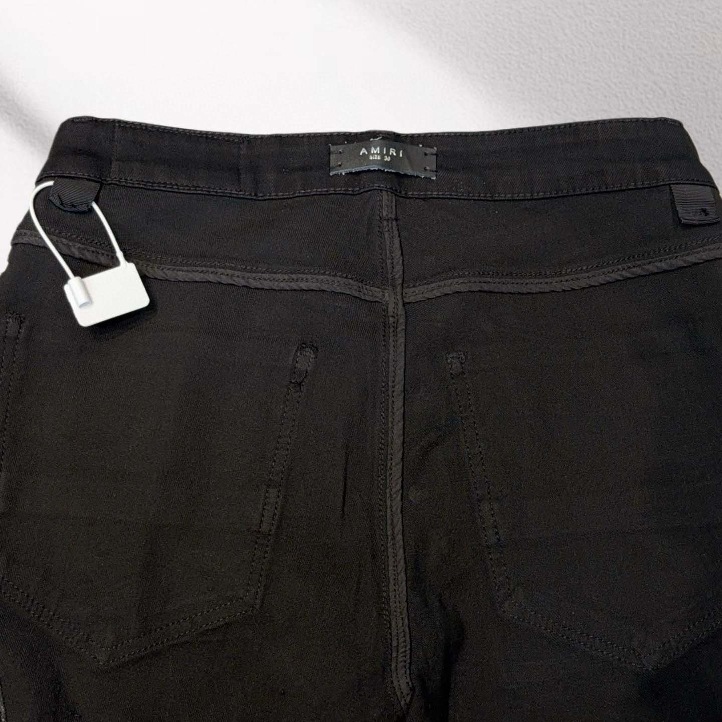 Amiri Shorts    20313 - FashionPlug