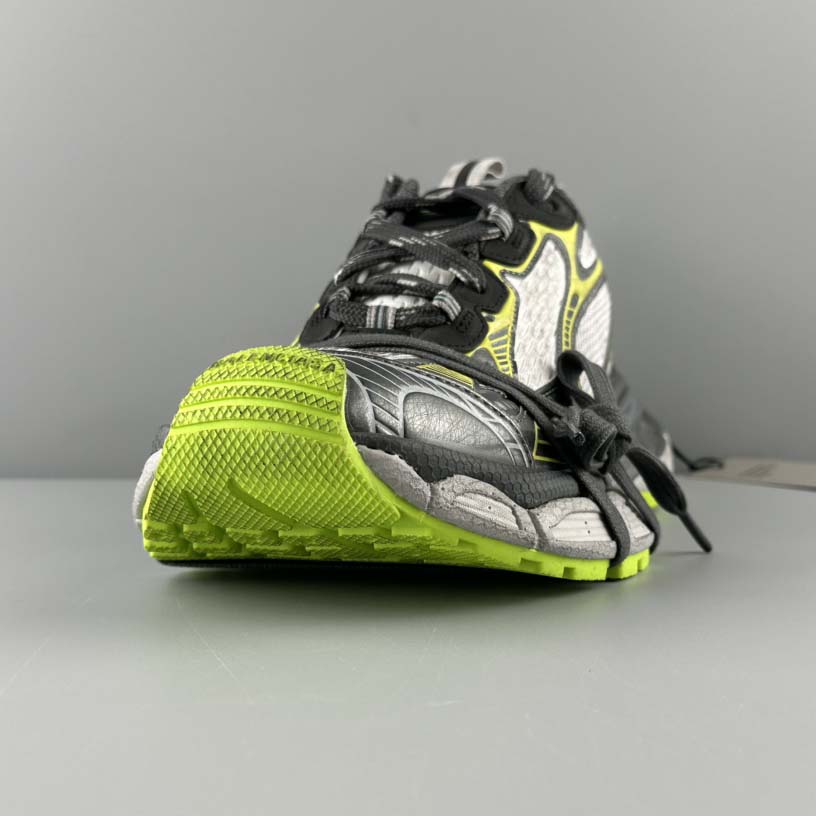 Balenciaga 3XL Sneaker - FashionPlug