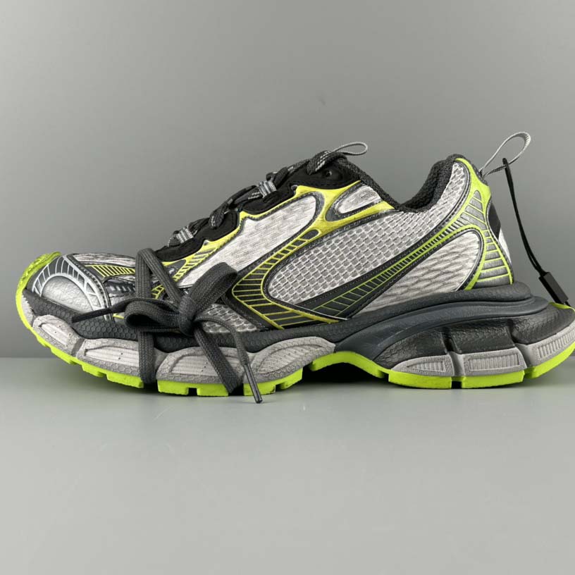 Balenciaga 3XL Sneaker - FashionPlug