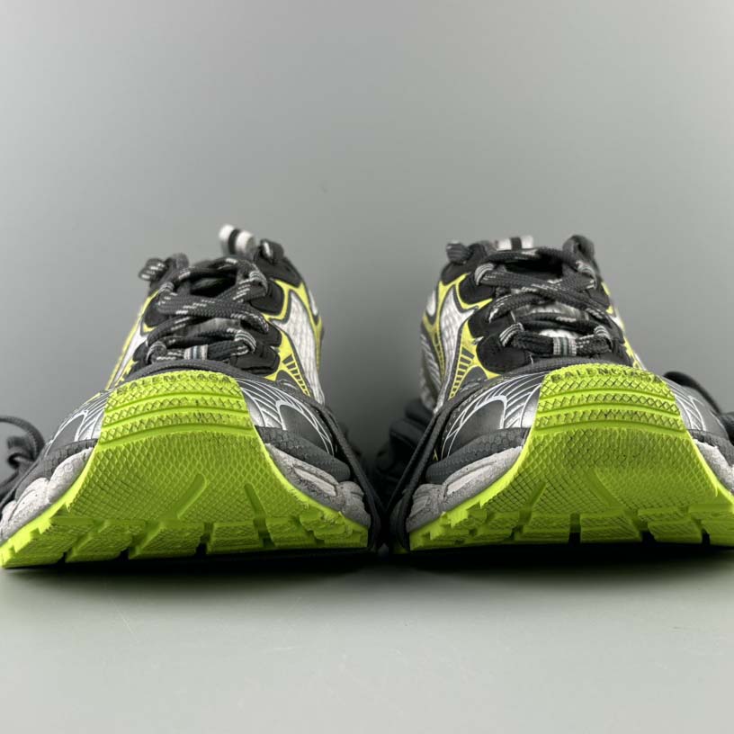 Balenciaga 3XL Sneaker - FashionPlug