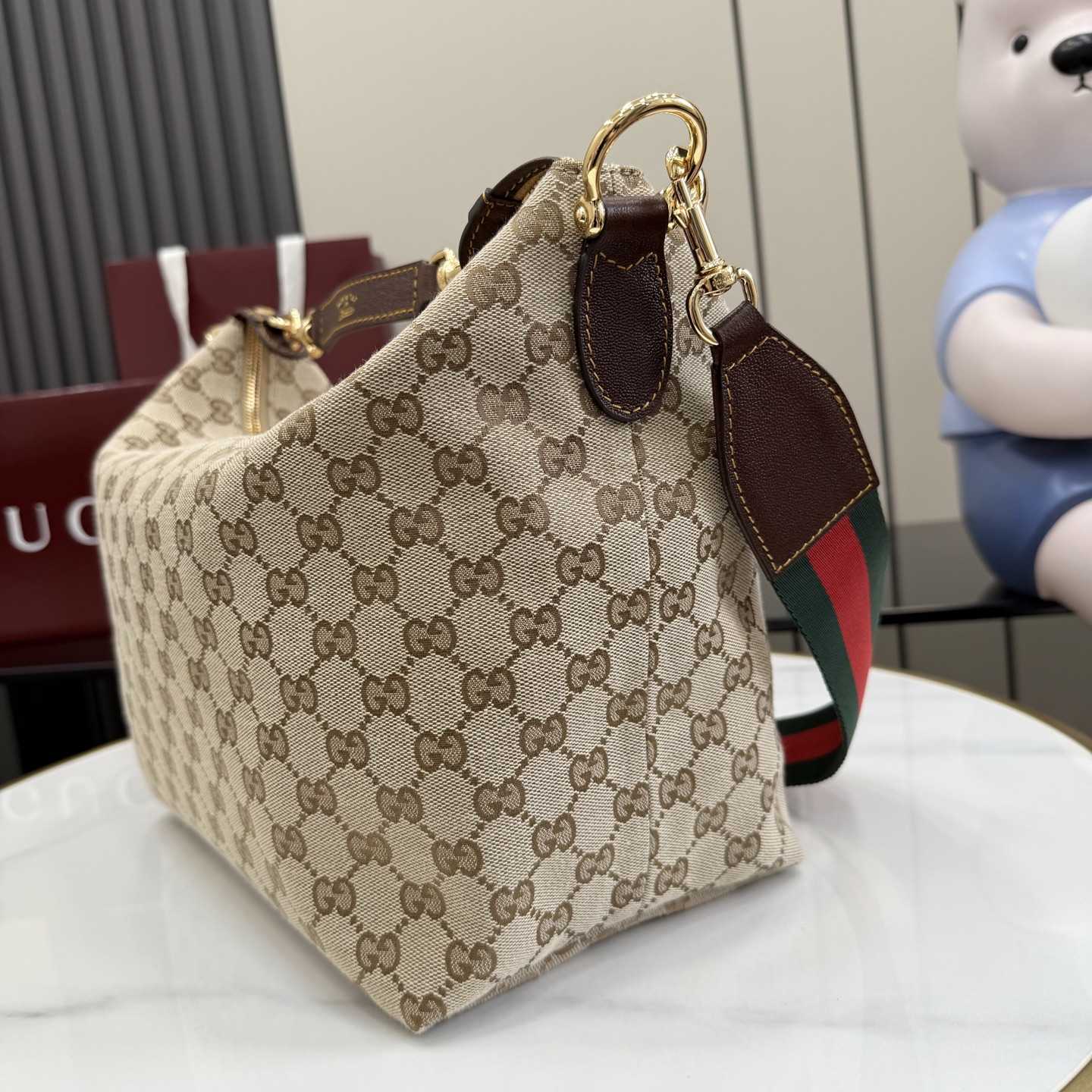 Gucci Brera Medium Crossbody Bag - FashionPlug