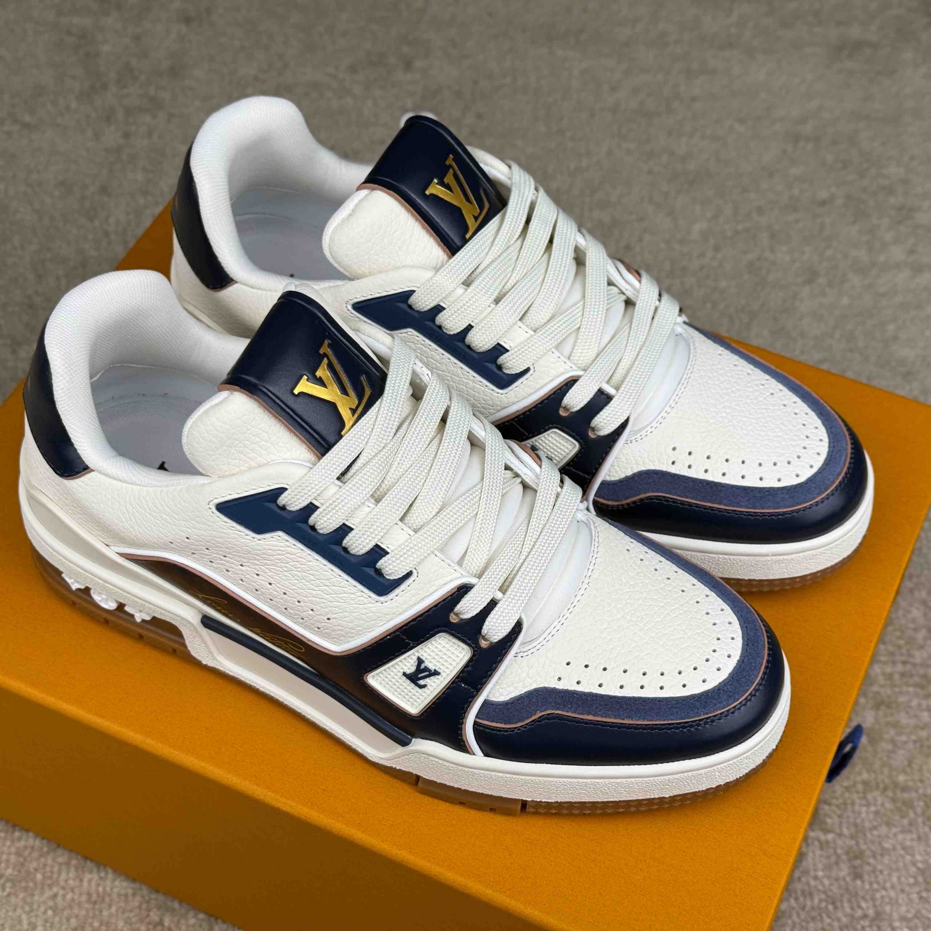 Louis Vuitton LV Trainer Sneaker  1AKB8Y - FashionPlug