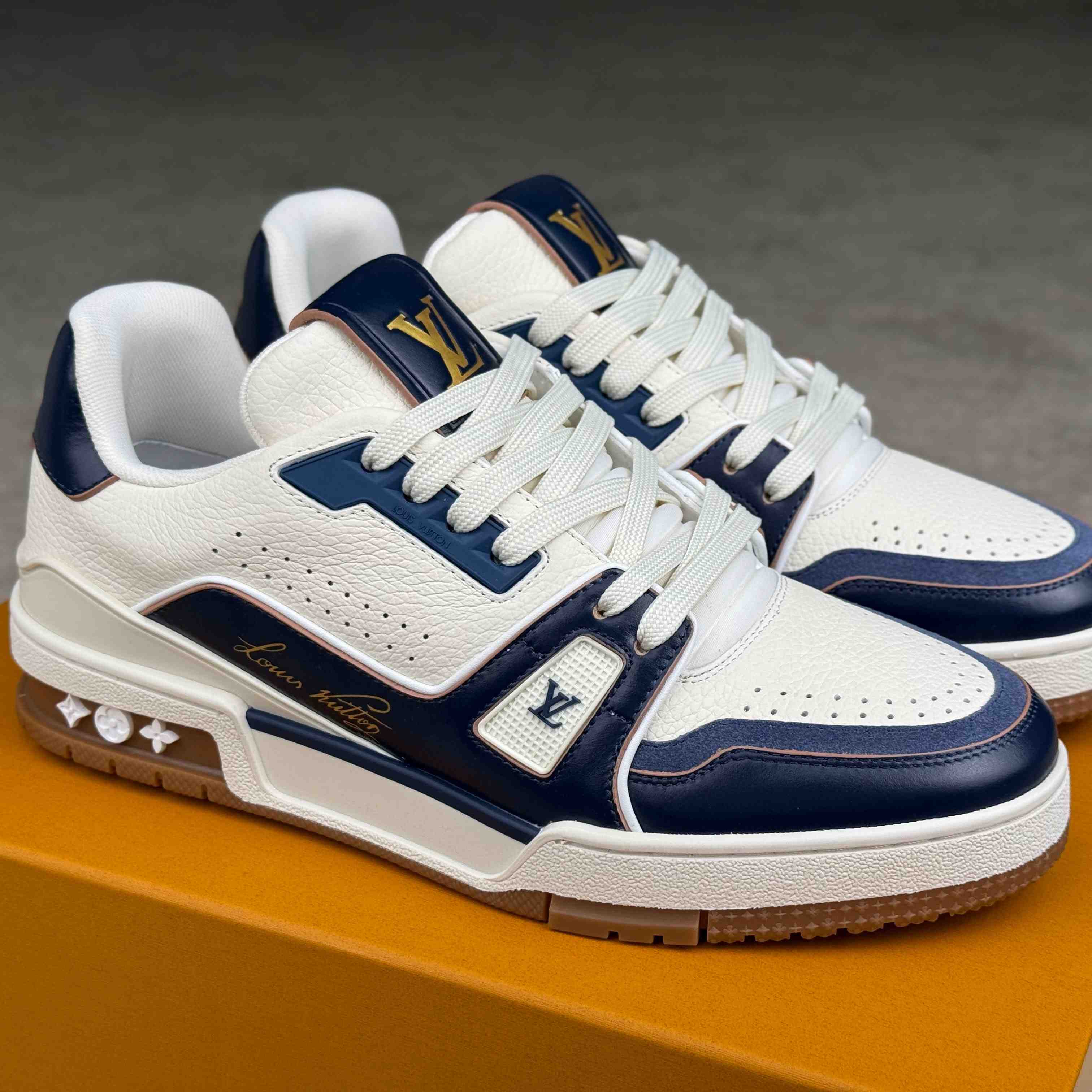 Louis Vuitton LV Trainer Sneaker  1AKB8Y - FashionPlug