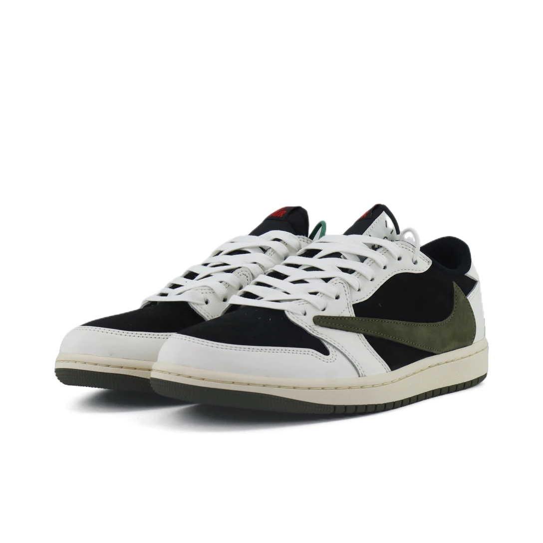 Air Jordan AJ1 Low Sneaker    - FashionPlug