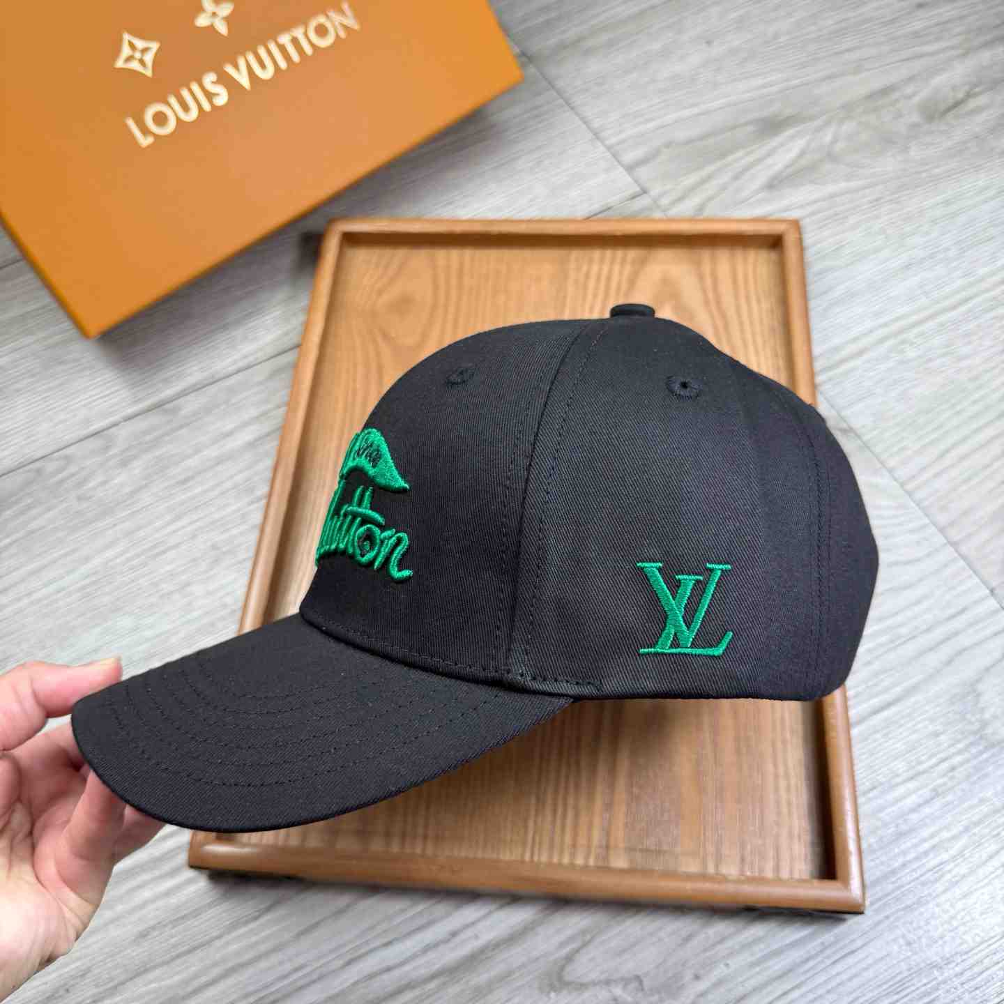 Louis Vuitton Golf Cap - FashionPlug