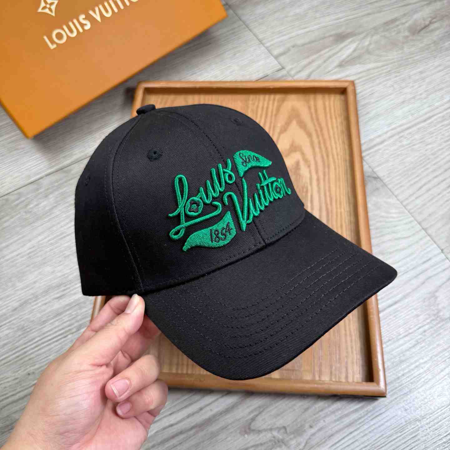 Louis Vuitton Golf Cap - FashionPlug