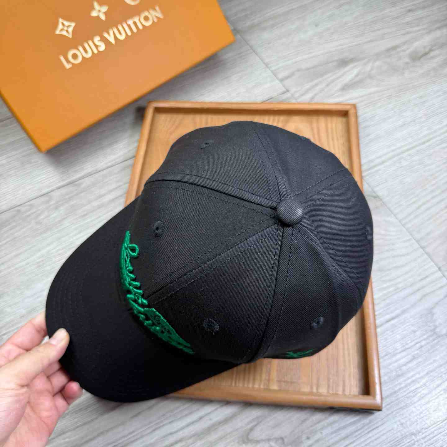Louis Vuitton Golf Cap - FashionPlug