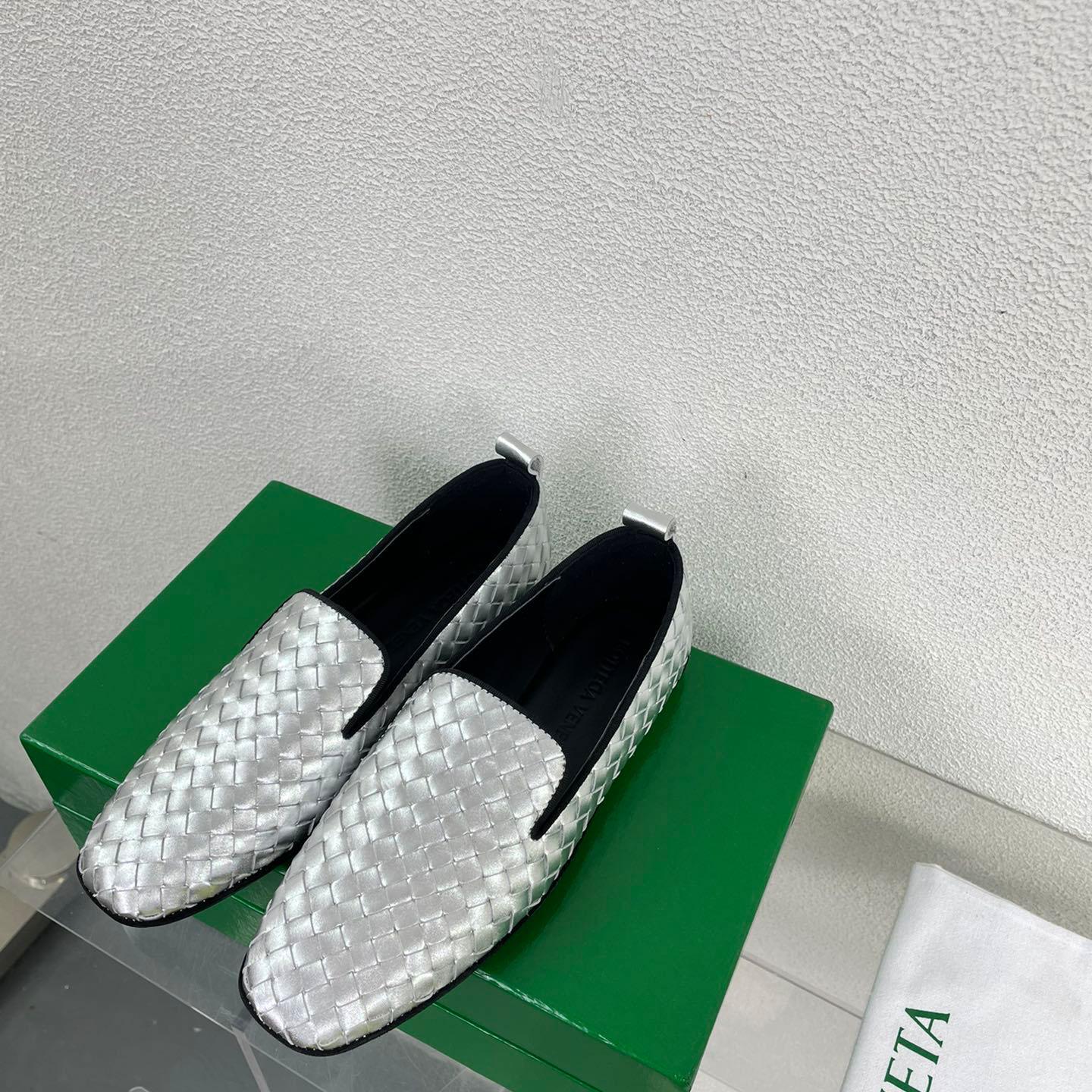 Bottega Veneta Sunday Slipper - FashionPlug