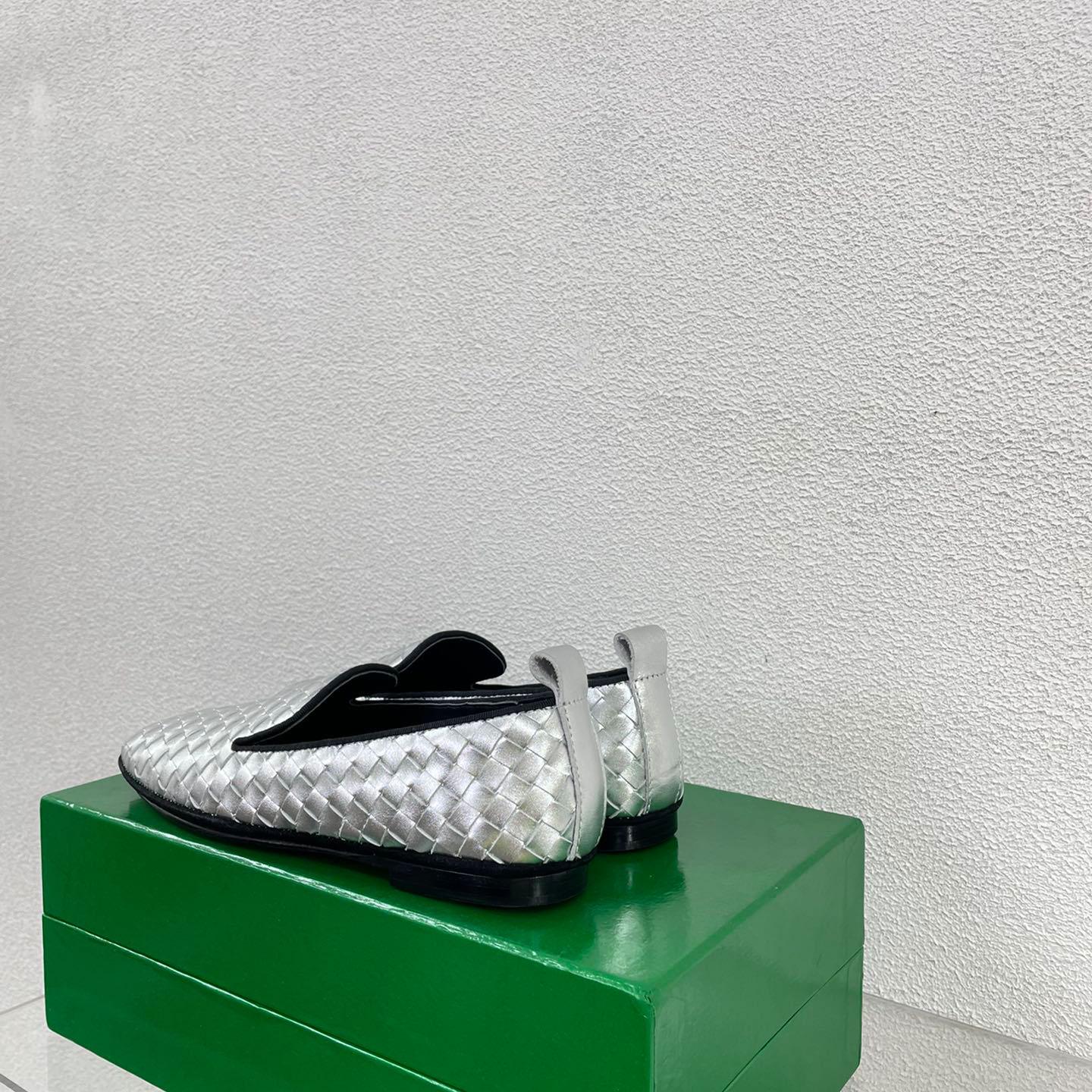 Bottega Veneta Sunday Slipper - FashionPlug