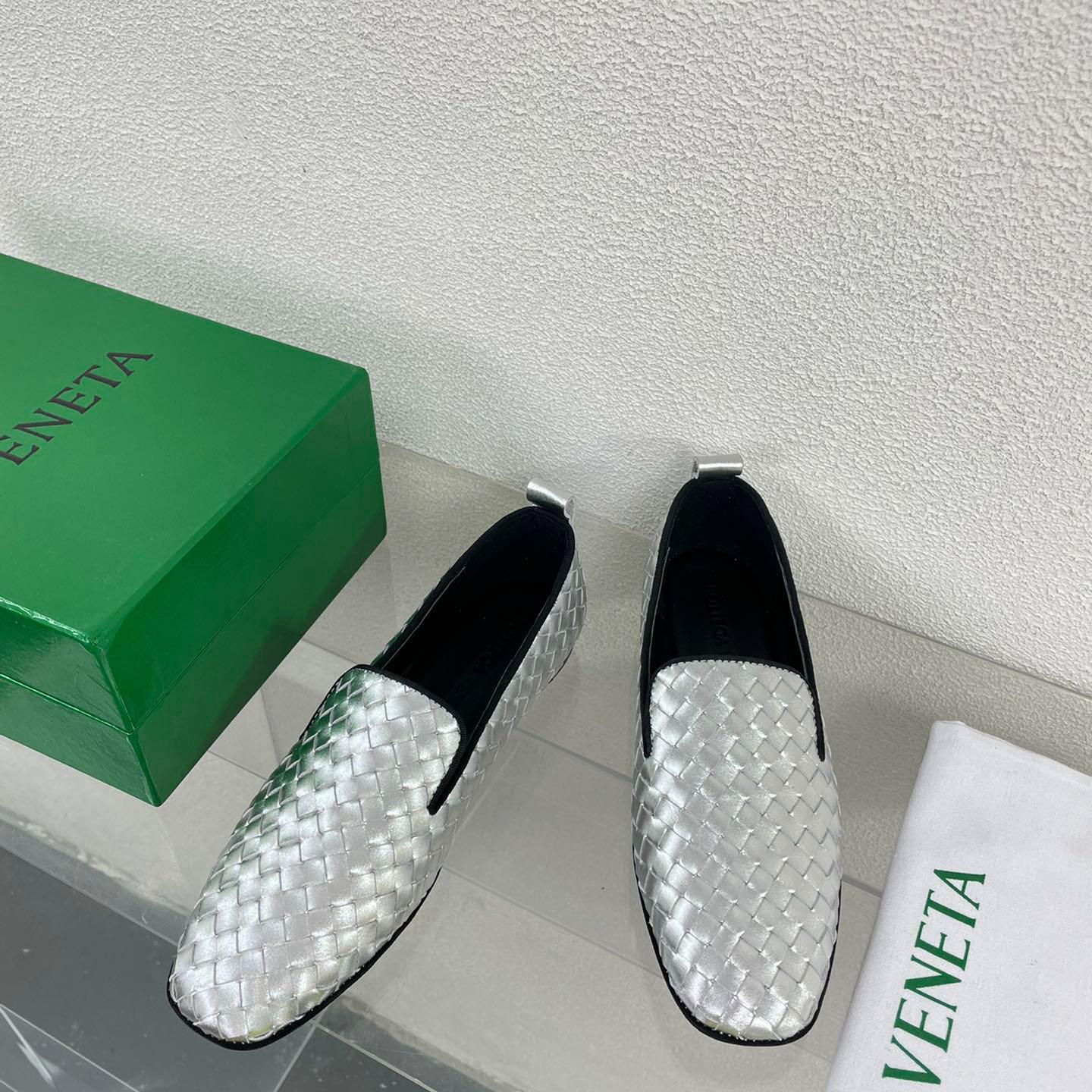 Bottega Veneta Sunday Slipper - FashionPlug