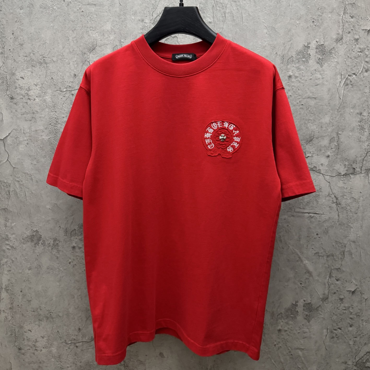 Chrome Hearts Red Sanskrit Horseshoe Embroidered  T-Shirt - FashionPlug