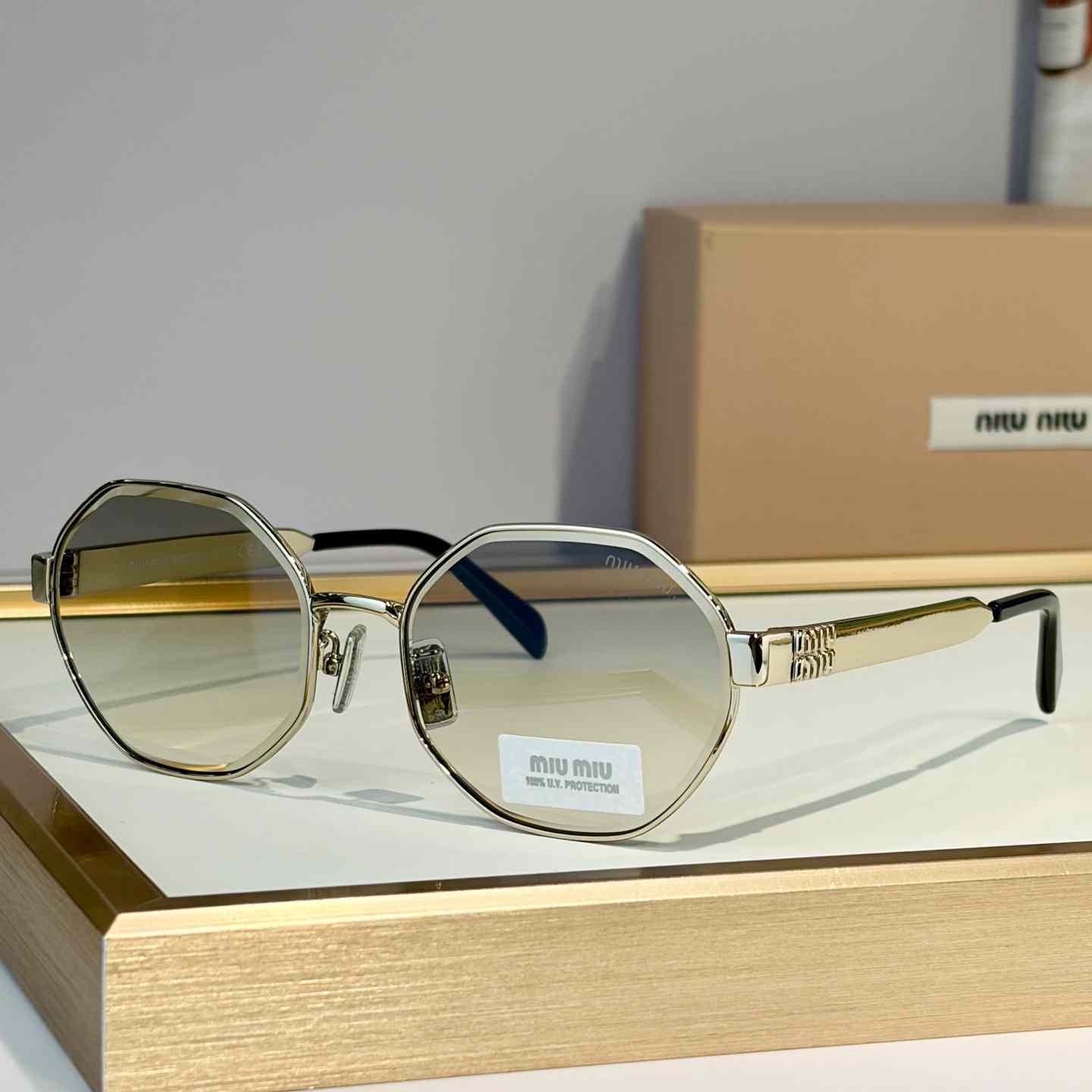 Miu Miu SMUB57S Sunglasses - FashionPlug