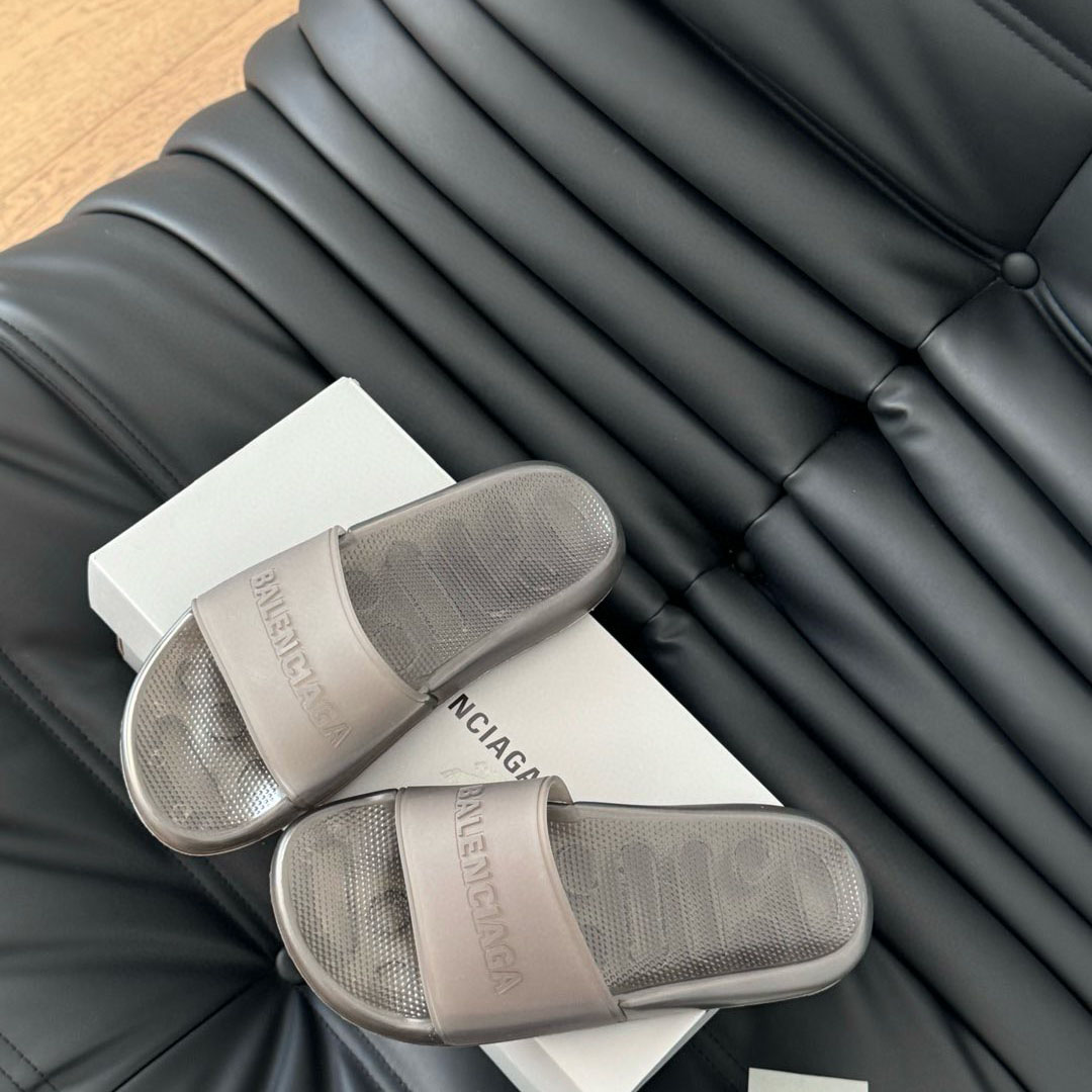 Balenciaga Pool Transparent Slide Sandal - FashionPlug
