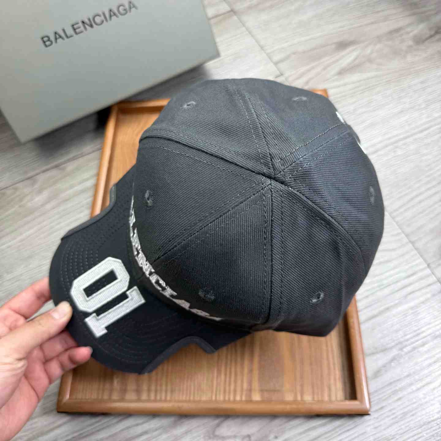 Balenciaga Cap - FashionPlug