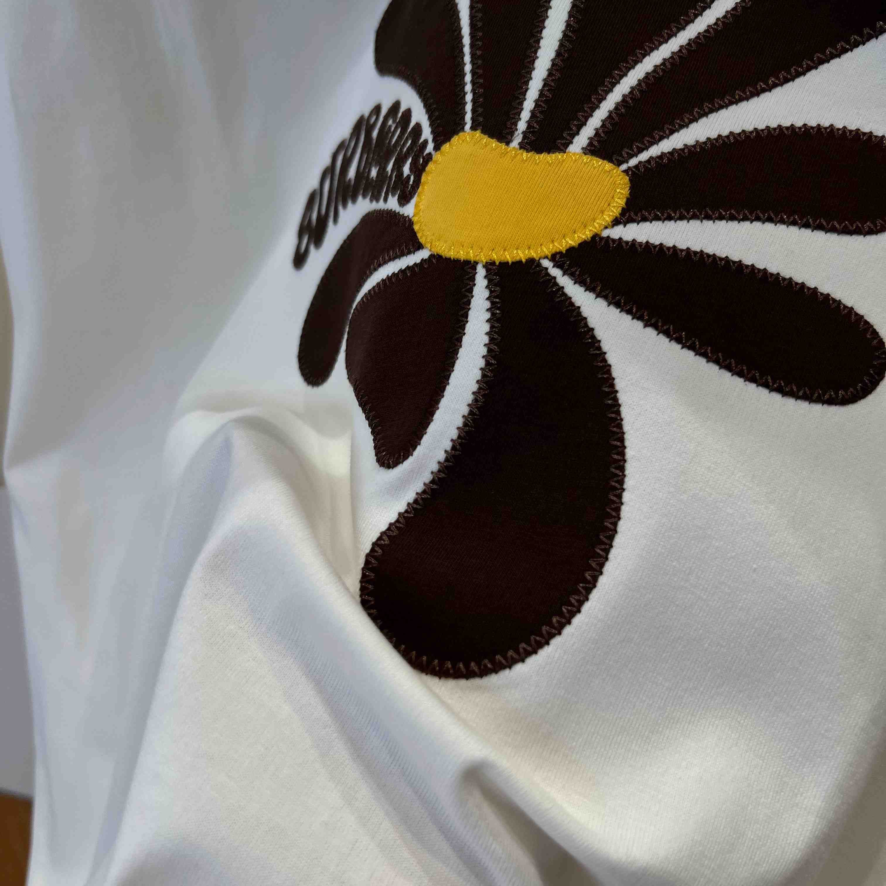 Burberry Daisy Cotton T-shirt - FashionPlug