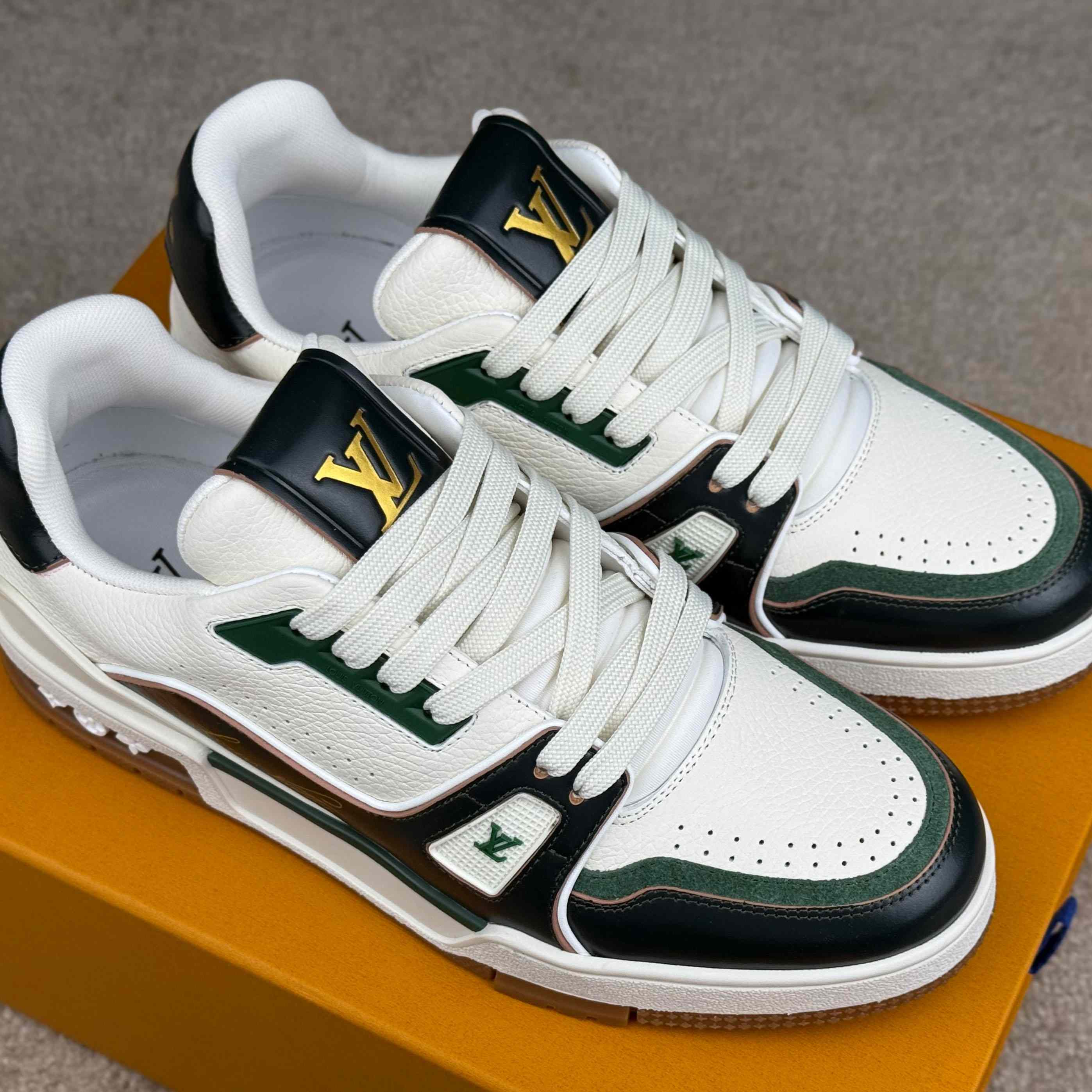 Louis Vuitton LV Trainer Sneaker  1AKB9I - FashionPlug