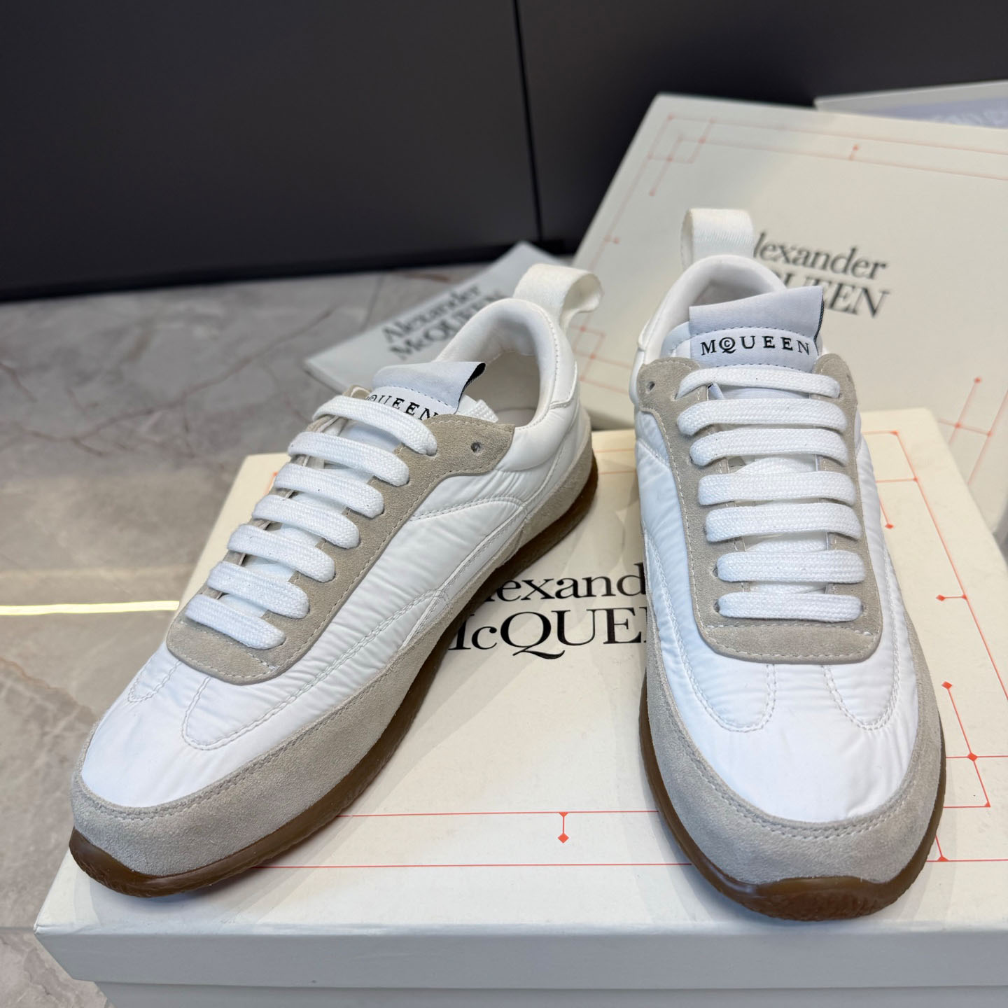 Alexander McQueen EC1 Sneaker In White - FashionPlug